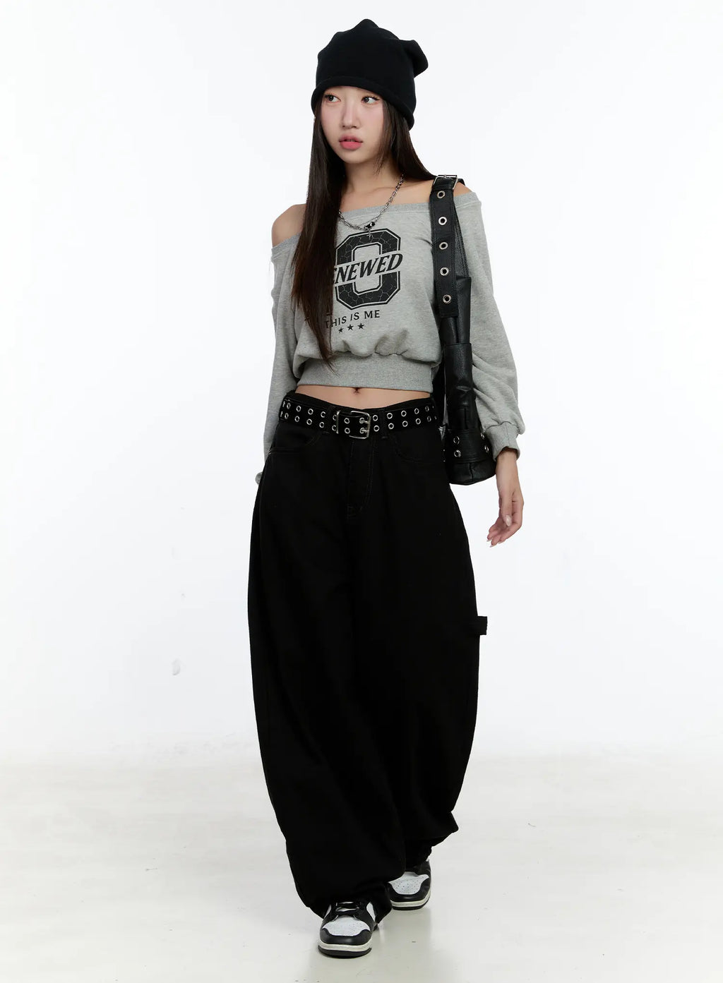 Graphic Off-shoulder Crop Sweatshirt CS517