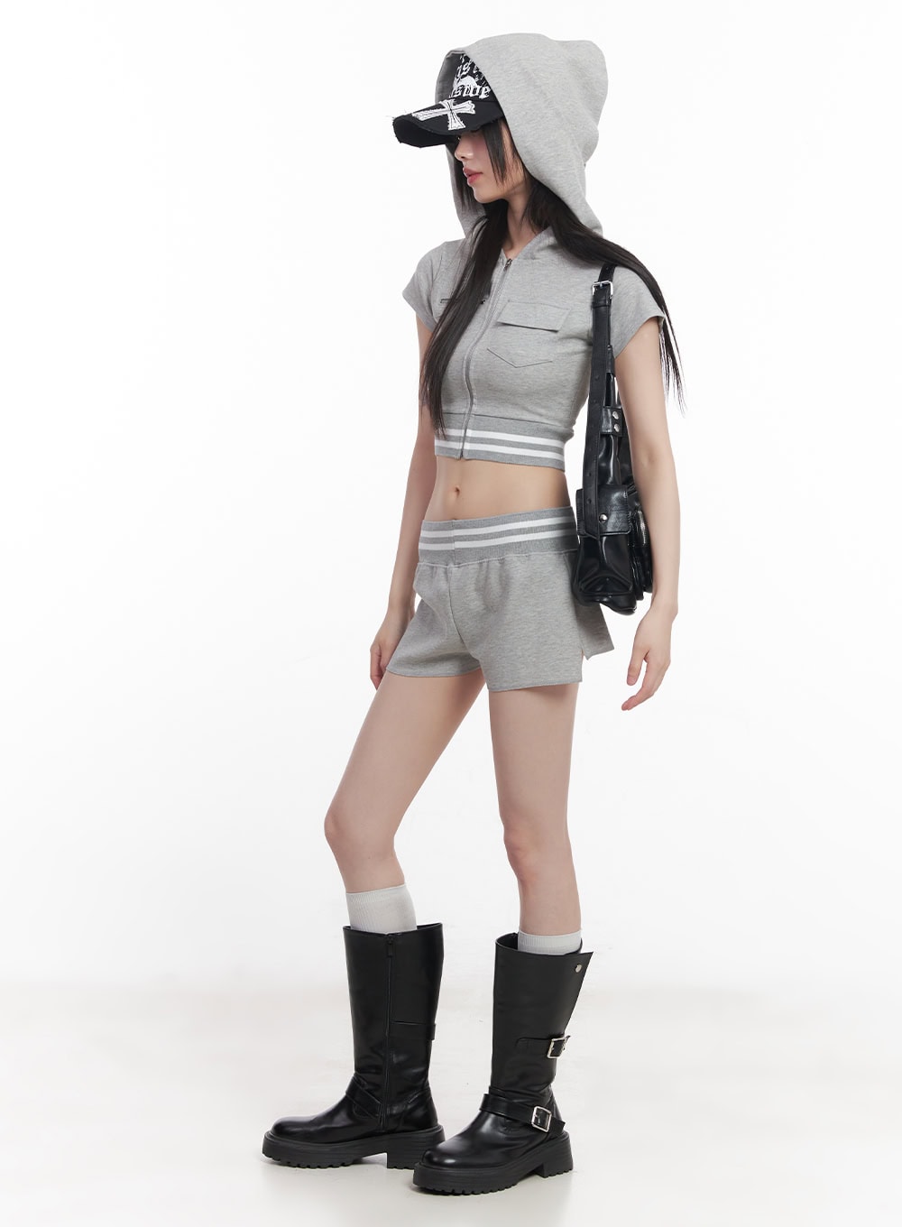 Low-Waist Striped Shorts CU506