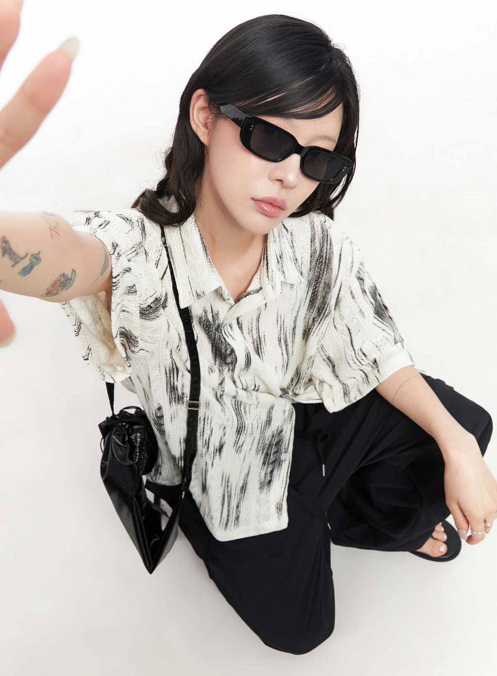 Brushstroke Knit Collared Button-Up Top IC503