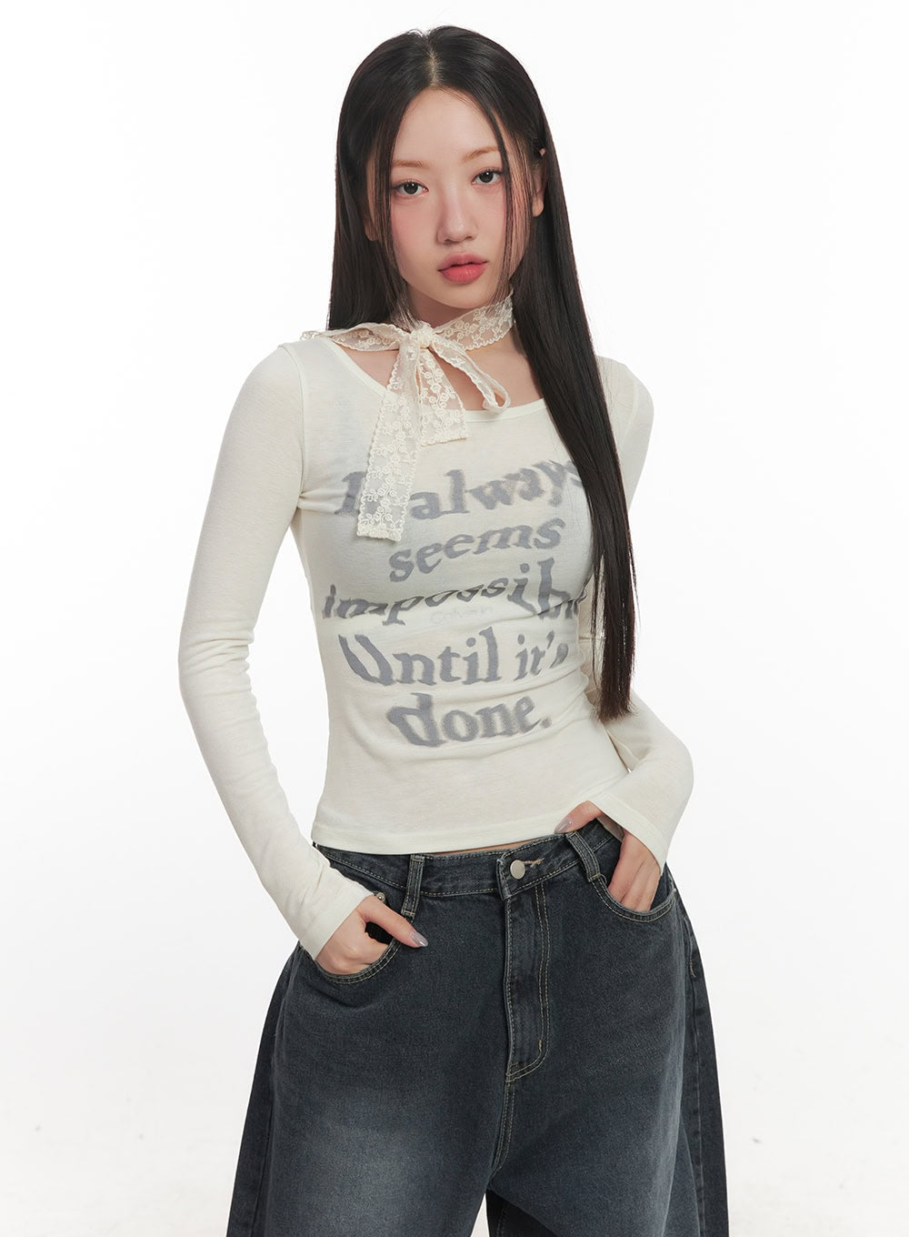 Graphic Slim-Fit Long-Sleeve Top CF526