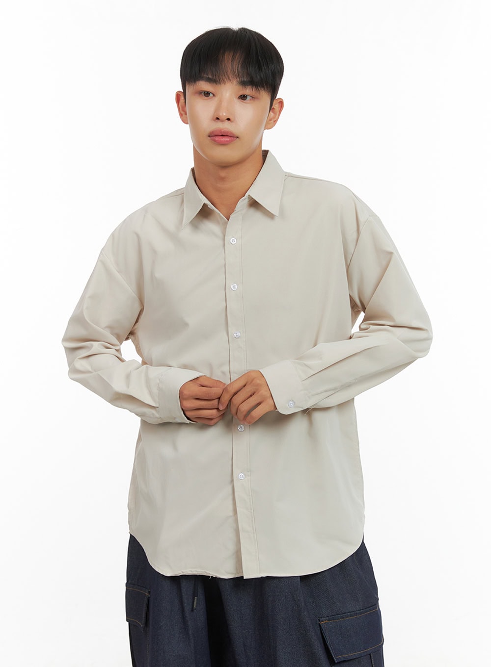 Men's Solid Collared Buttoned Shirt IS420
