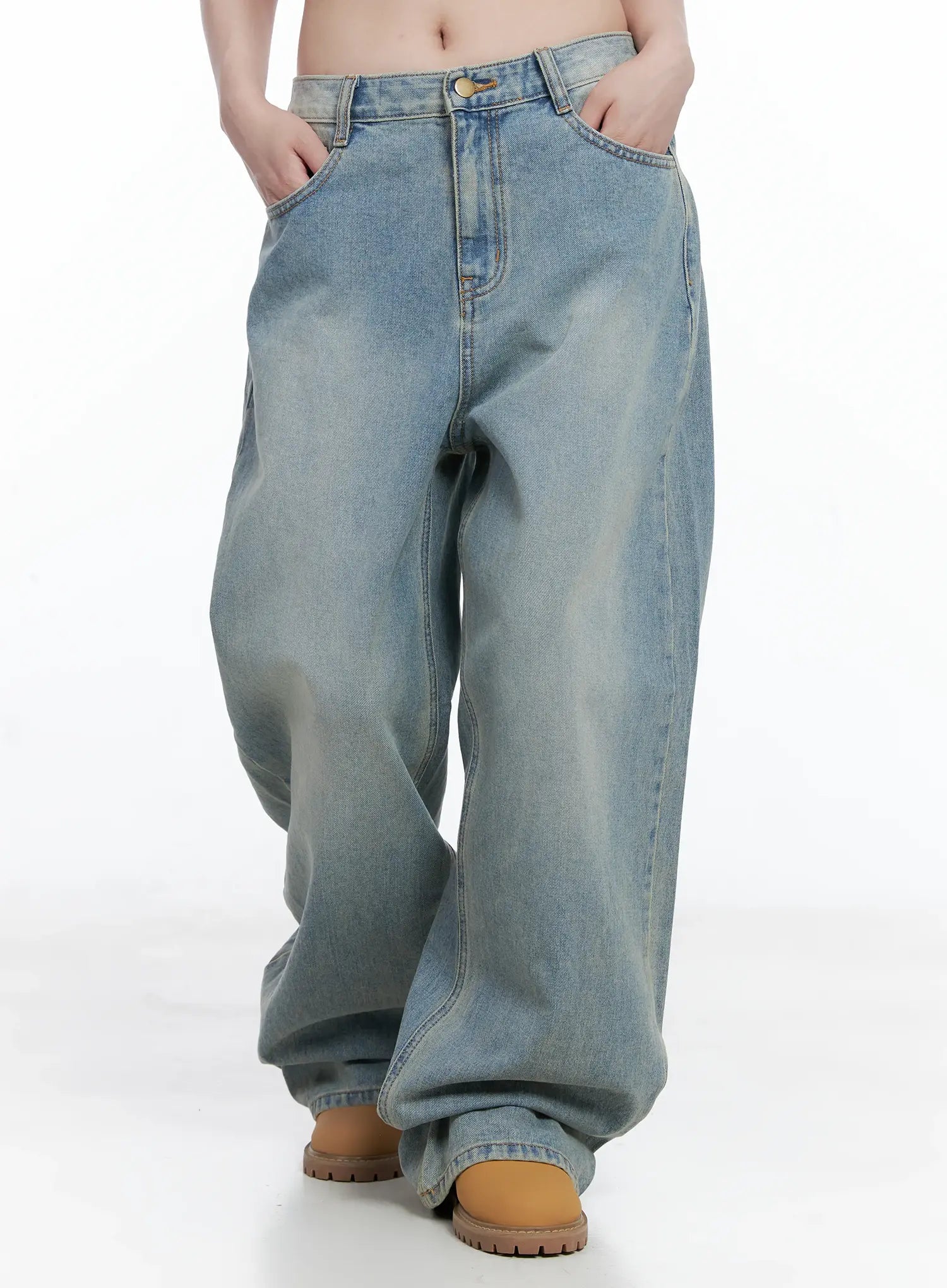Kylee Washed Wide-Leg Jeans CS501