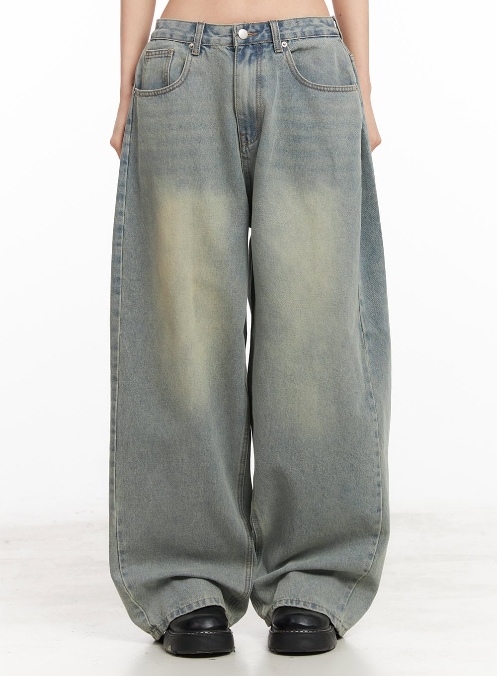 Hillary Washed Wide-Leg Jeans CM504