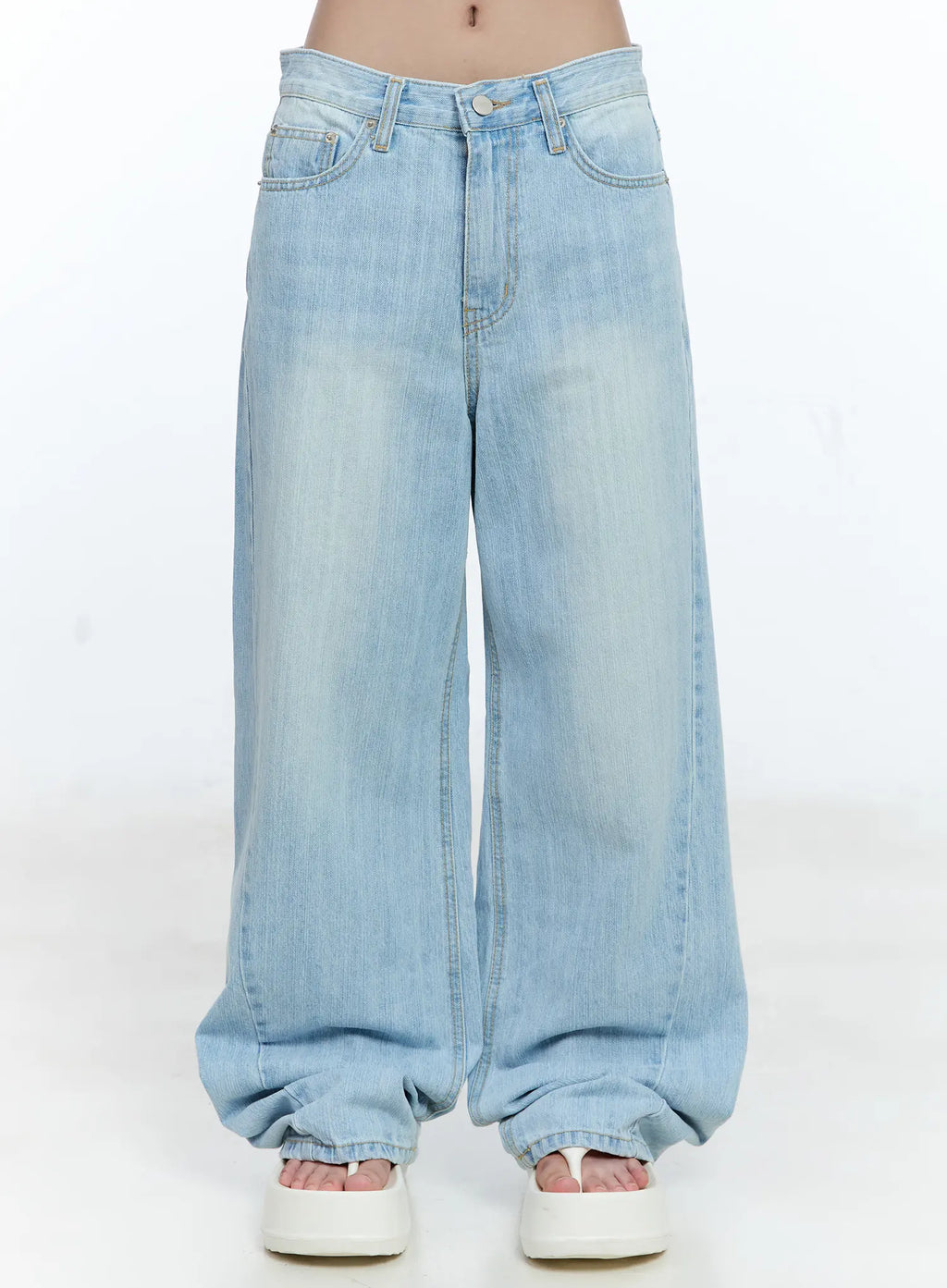 Ryan Wide-Leg Denim Jeans CG512