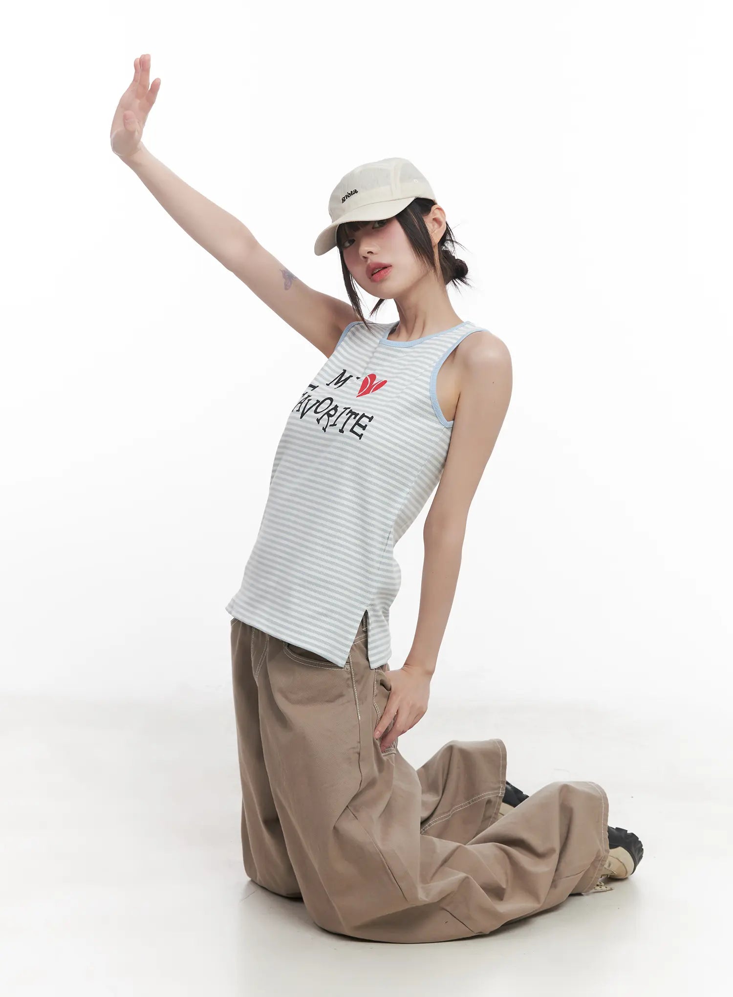 Graphic Relaxed-Fit Tank Top CU518