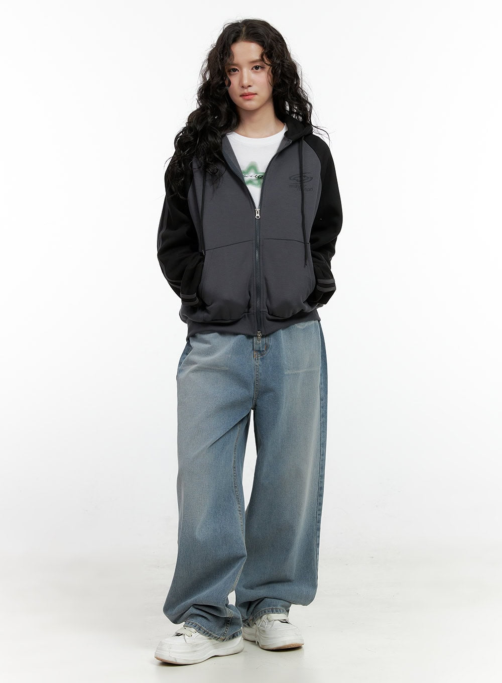 Taryn Chic Wide-Leg Jeans ON404