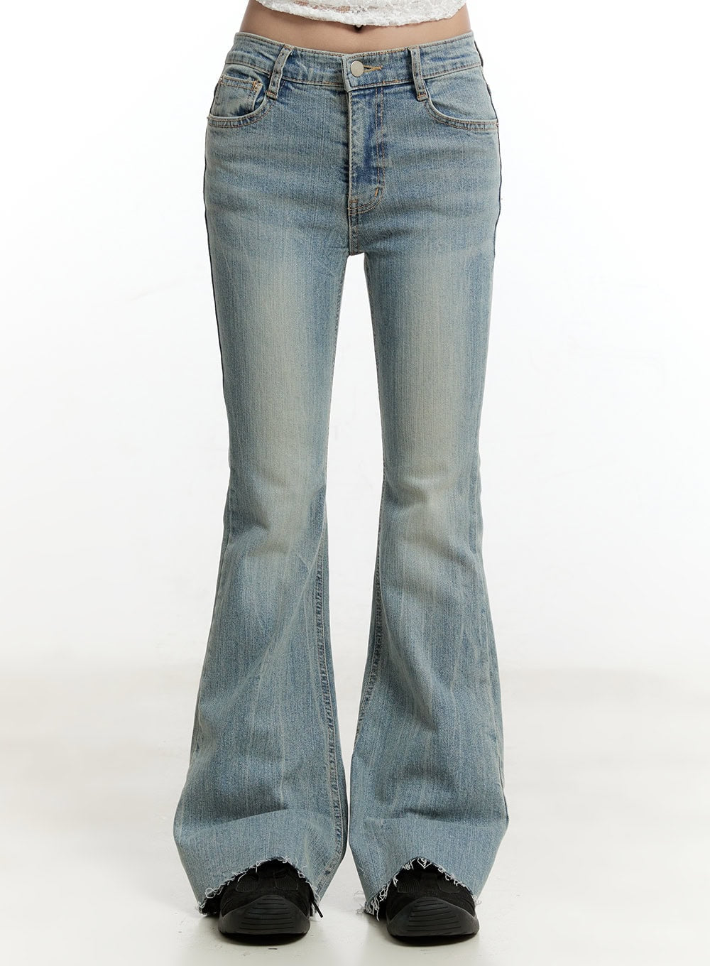 Cassandra Slim-Fit Flared Jeans CY506