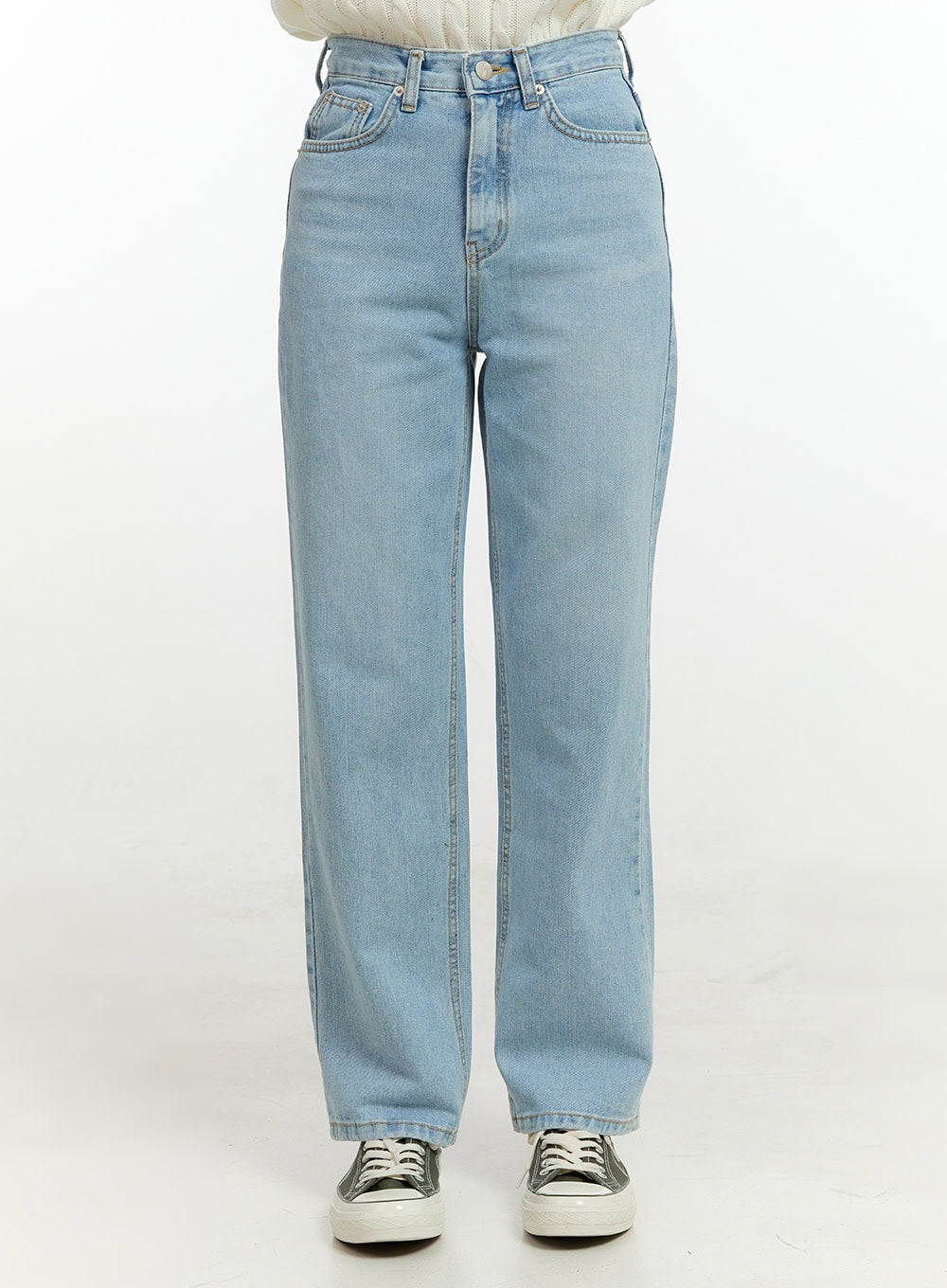 Light Washed Straight Jeans OL423