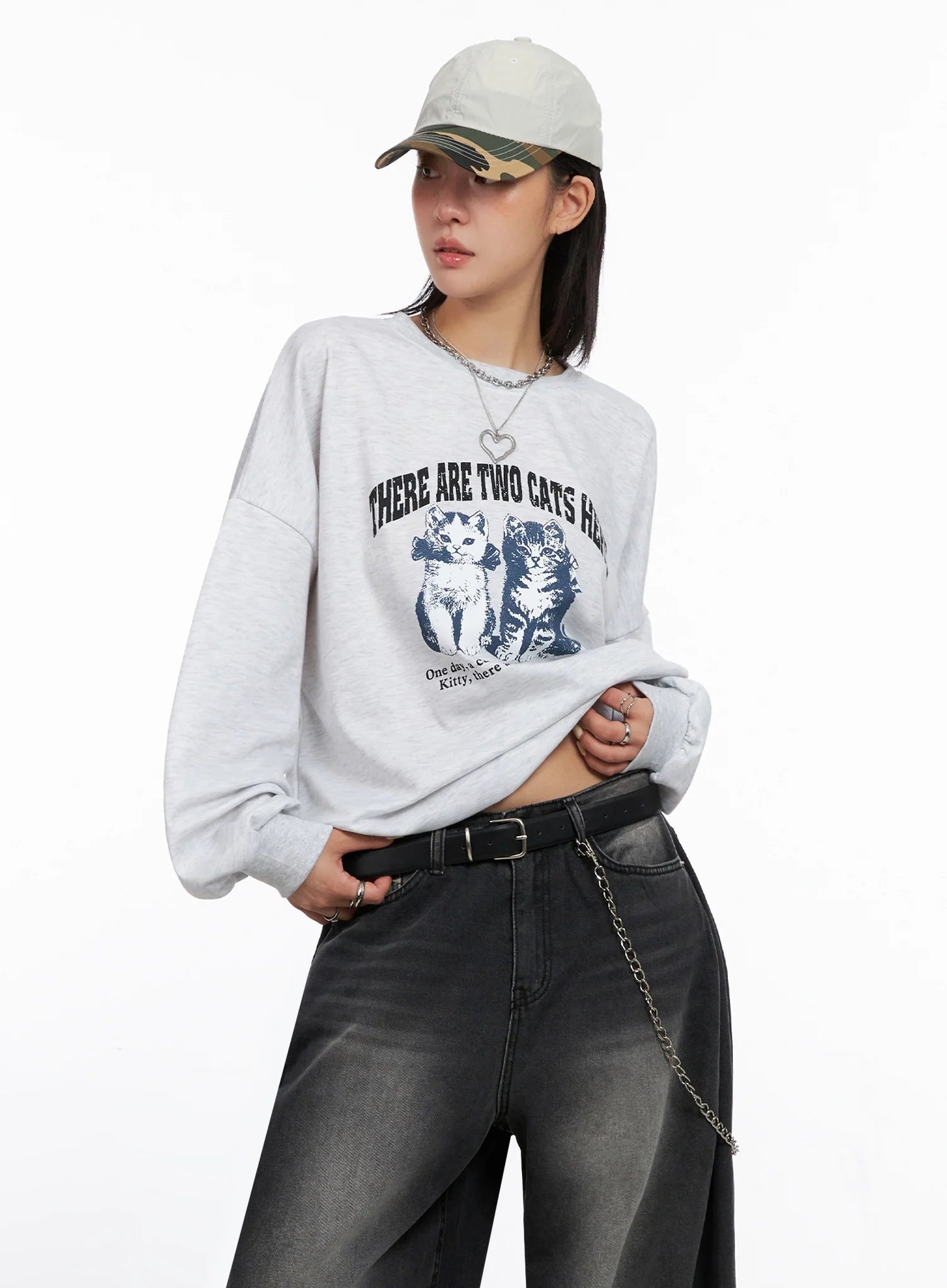 Cat Print Graphic Sweatshirt IS508