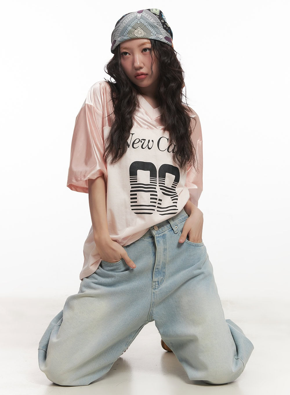 Graphic V-Neck Oversized Tee CA518