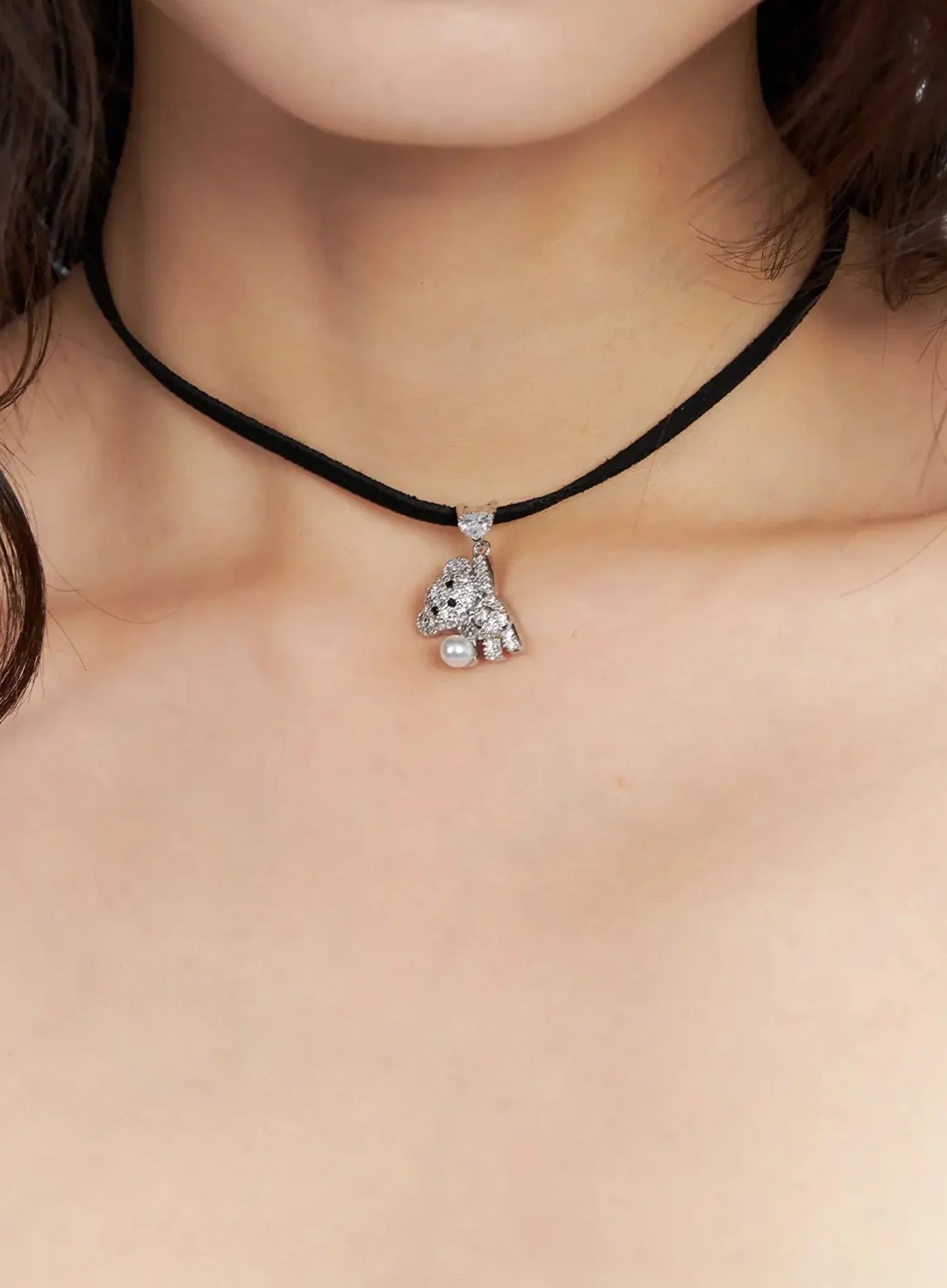 ACC Onkapo Teddy with a Ball Black Cord Necklace IG507