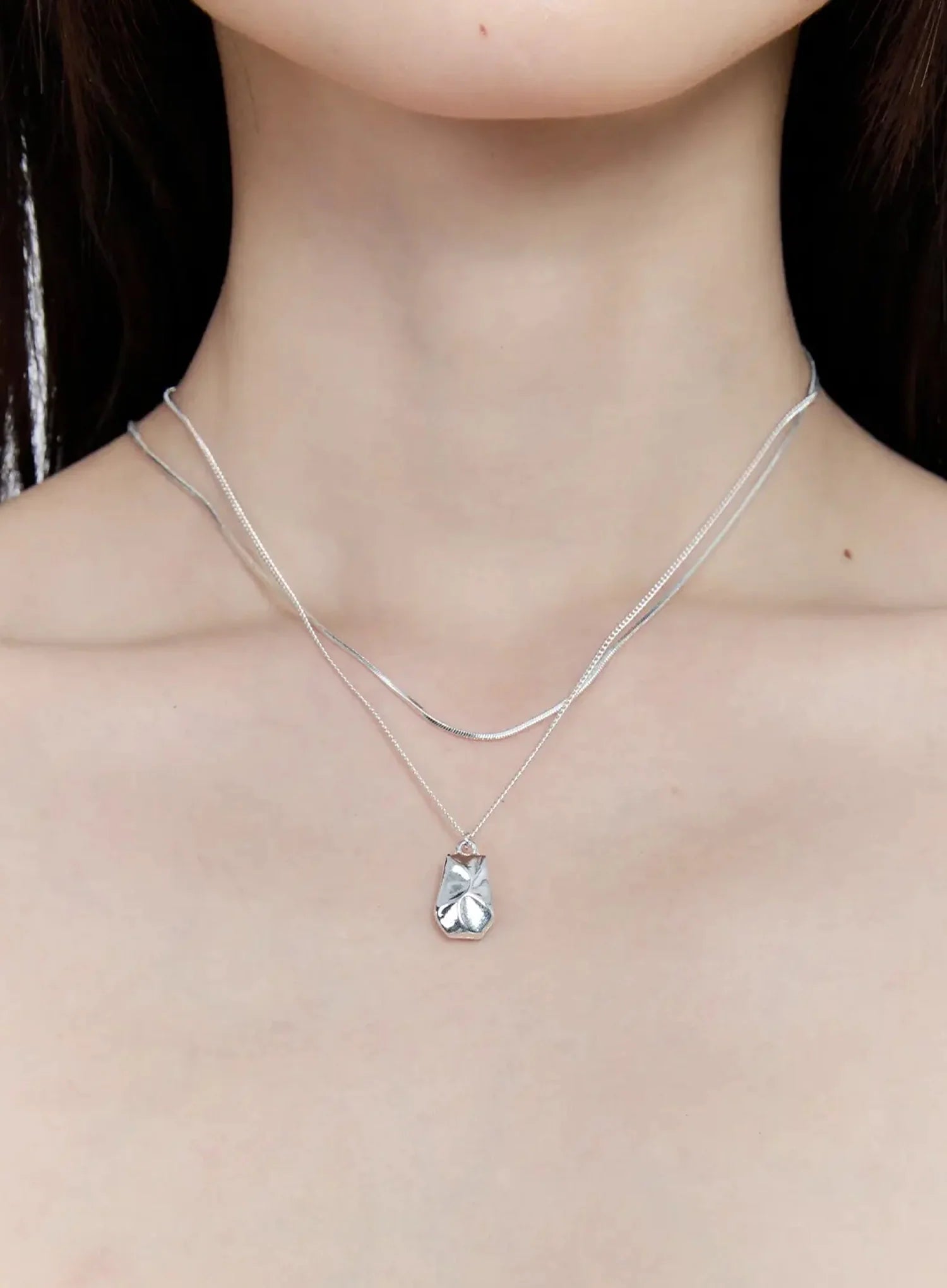 ACC Double-Layered Pendant Necklace IG507