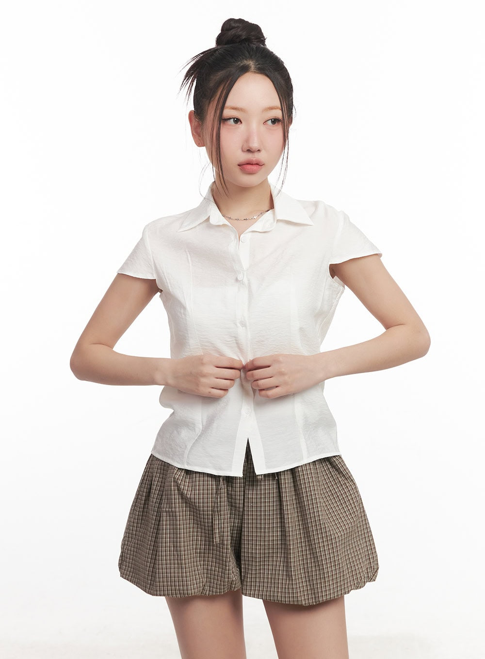 Timeless Collared Button-Up Shirt CM531