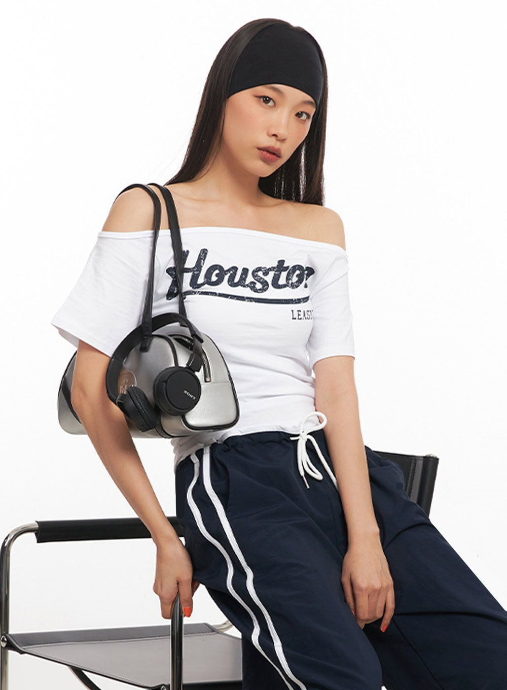 Cotton Graphic Off-Shoulder T-Shirt IA507