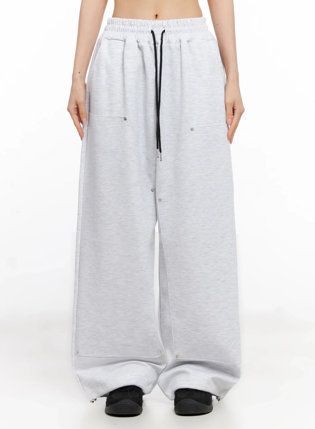 Wide-Leg Stud Accent Sweatpants IG508