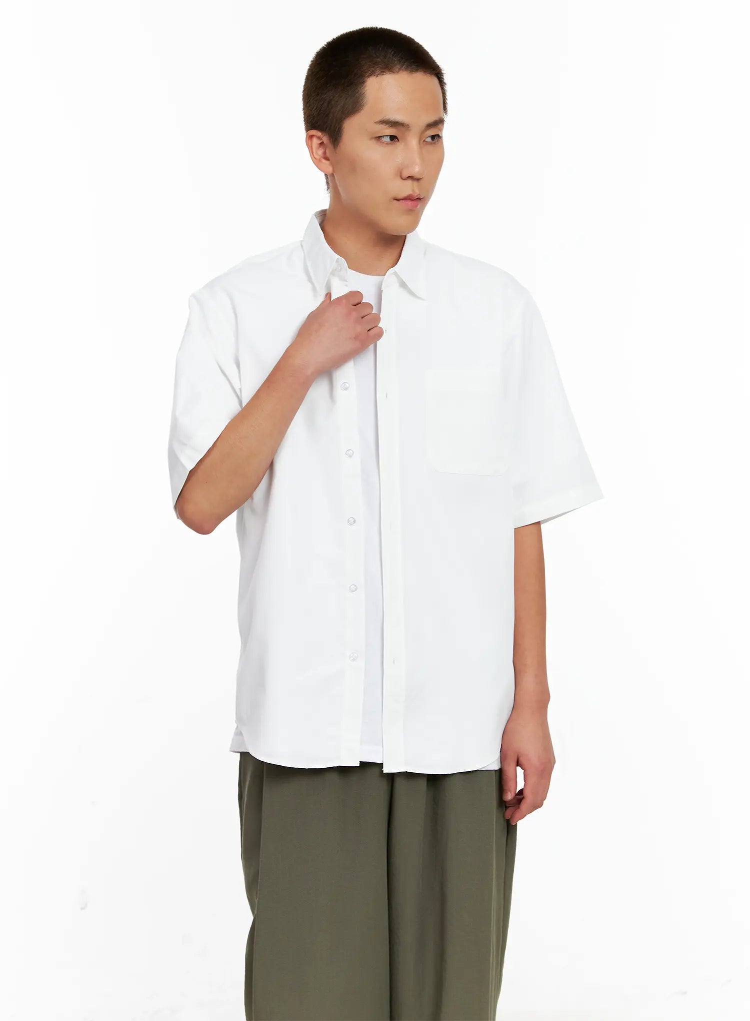 Men's Short-Sleeve Button-Up IG511