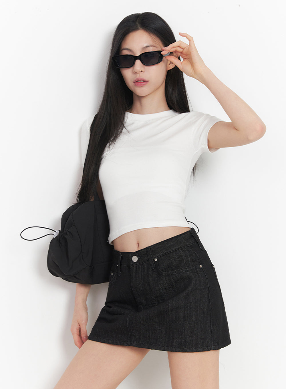 Slim-Fit Crop Tee IY516