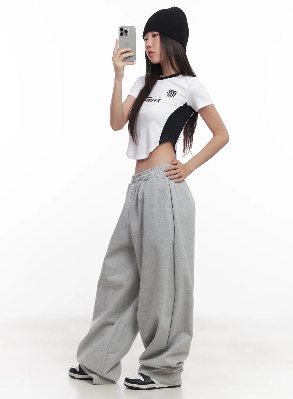 Two-Tone Graphic Crop Top CU517