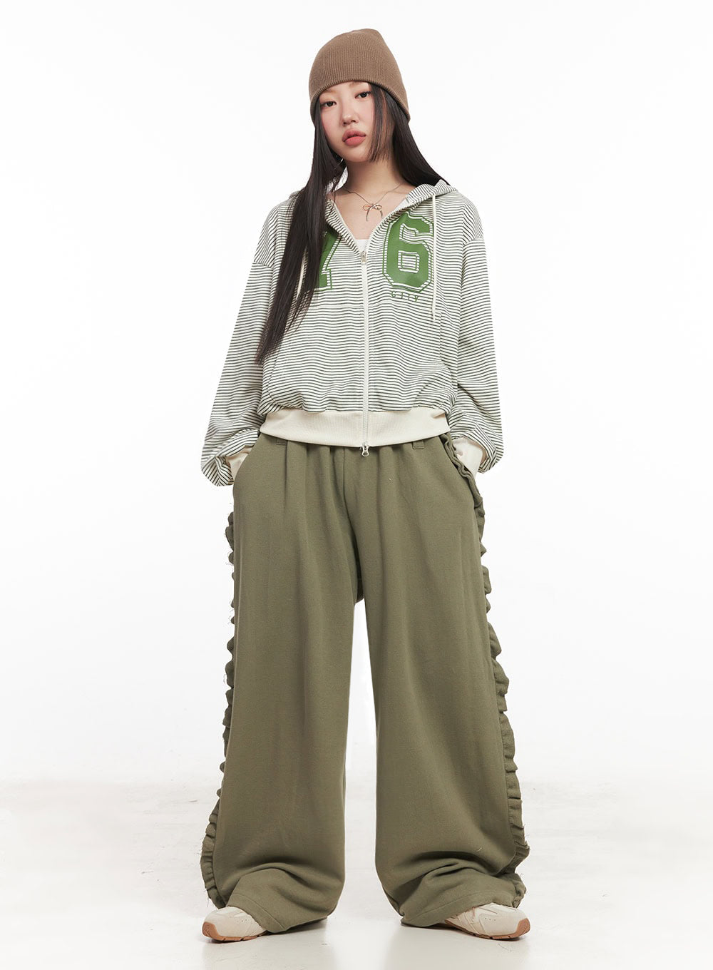 Frill Wide-Leg Sweatpants IM525
