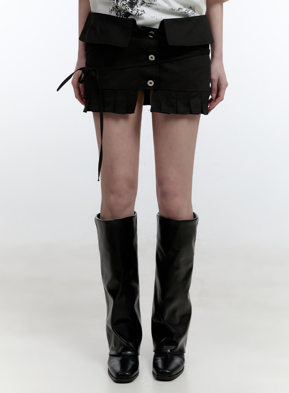 Buttoned Pleated Strap Mini Skirt CJ520