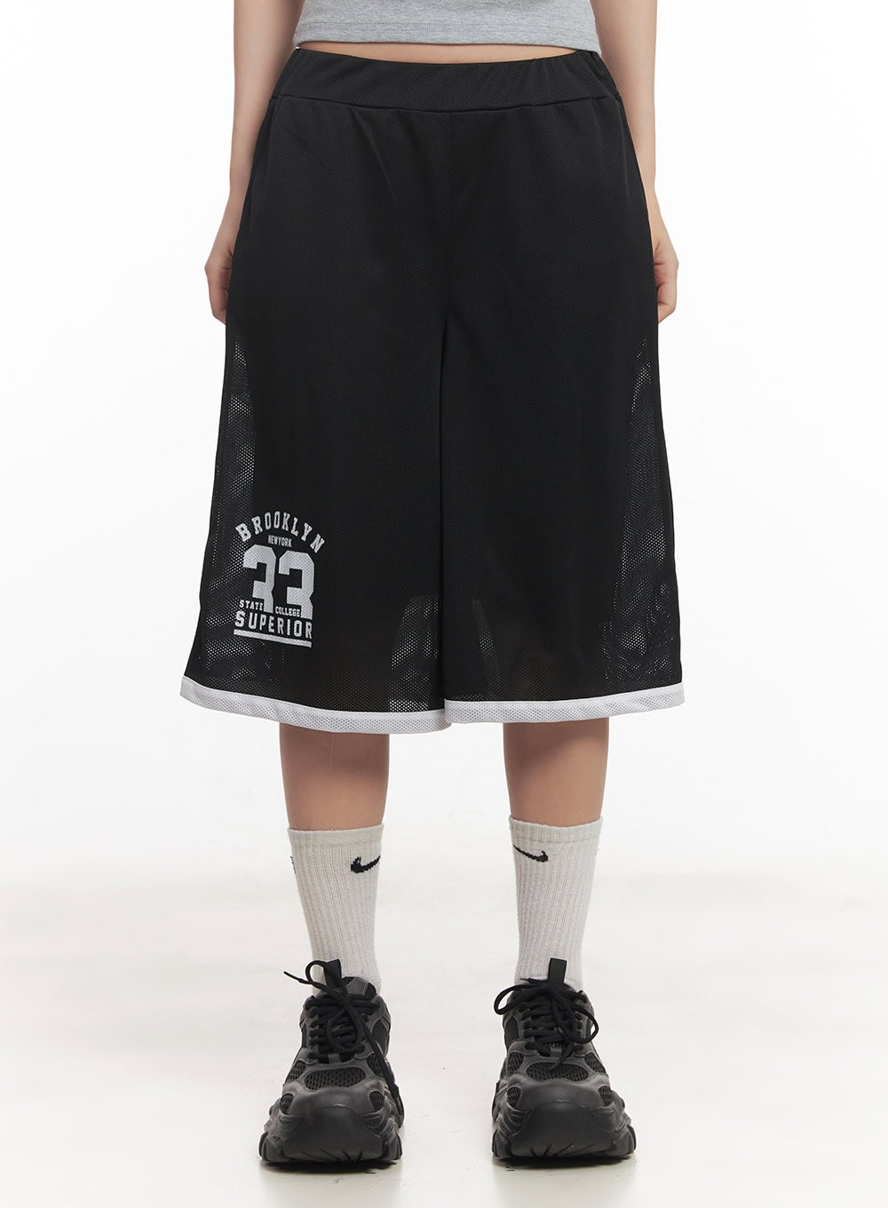 Active Graphic Sweatshorts CA525