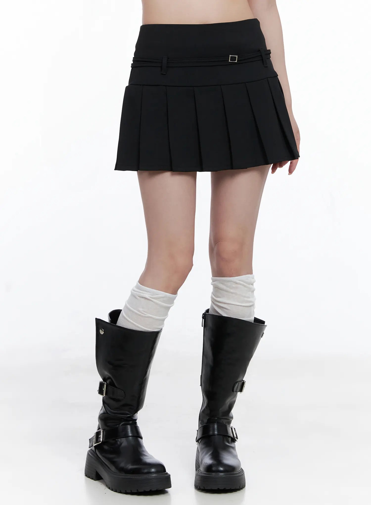 Pleated Mini Skirt with Belt Detail CG529