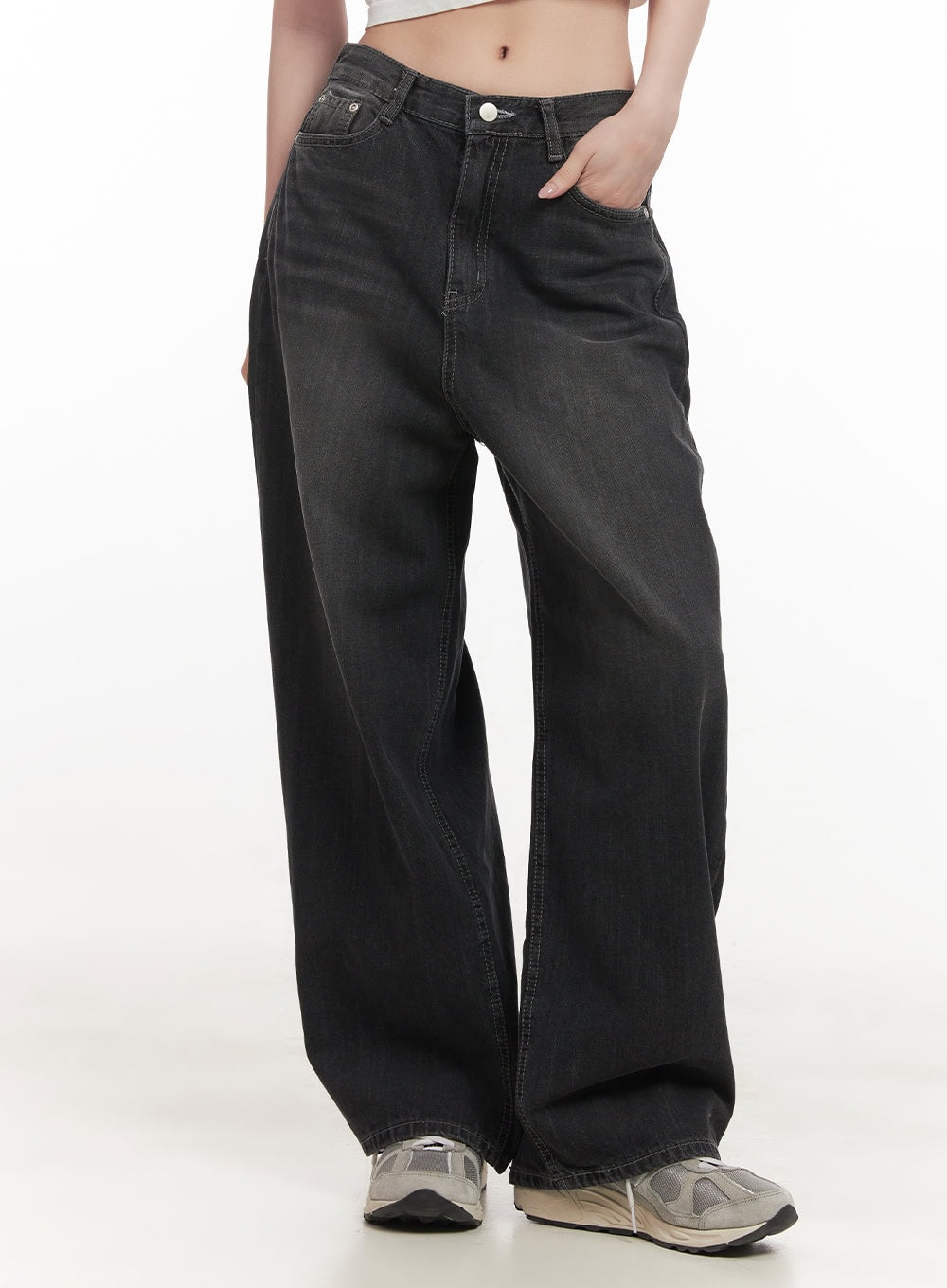 Ruth Washed Wide-Leg Jeans CF514