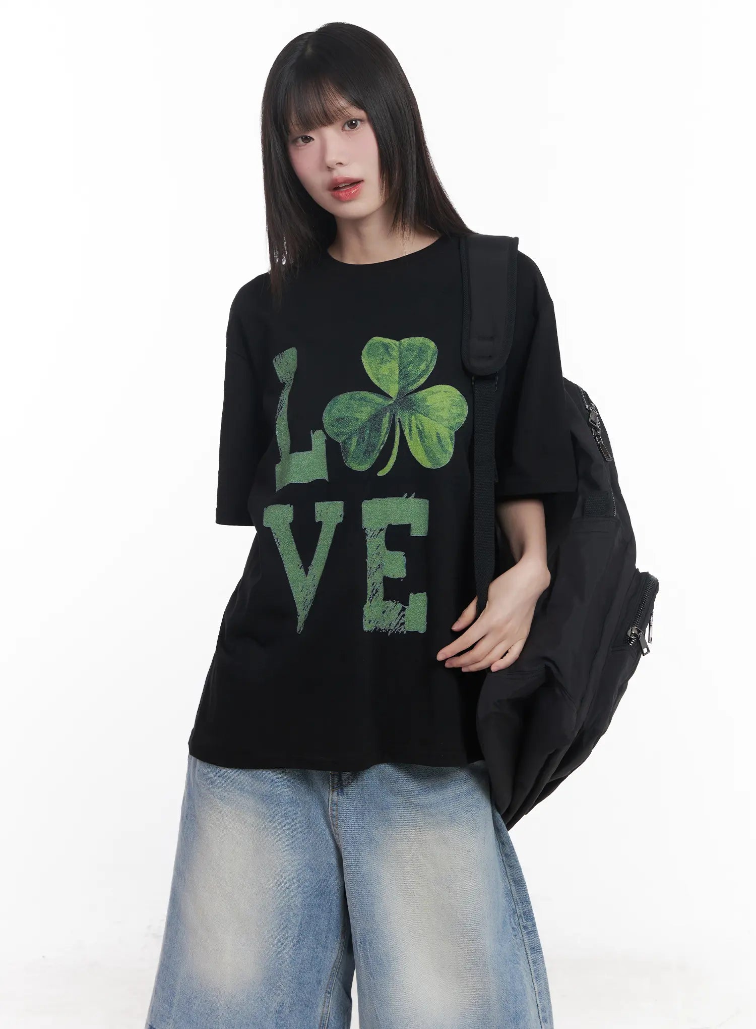Lucky Graphic Tee CU519