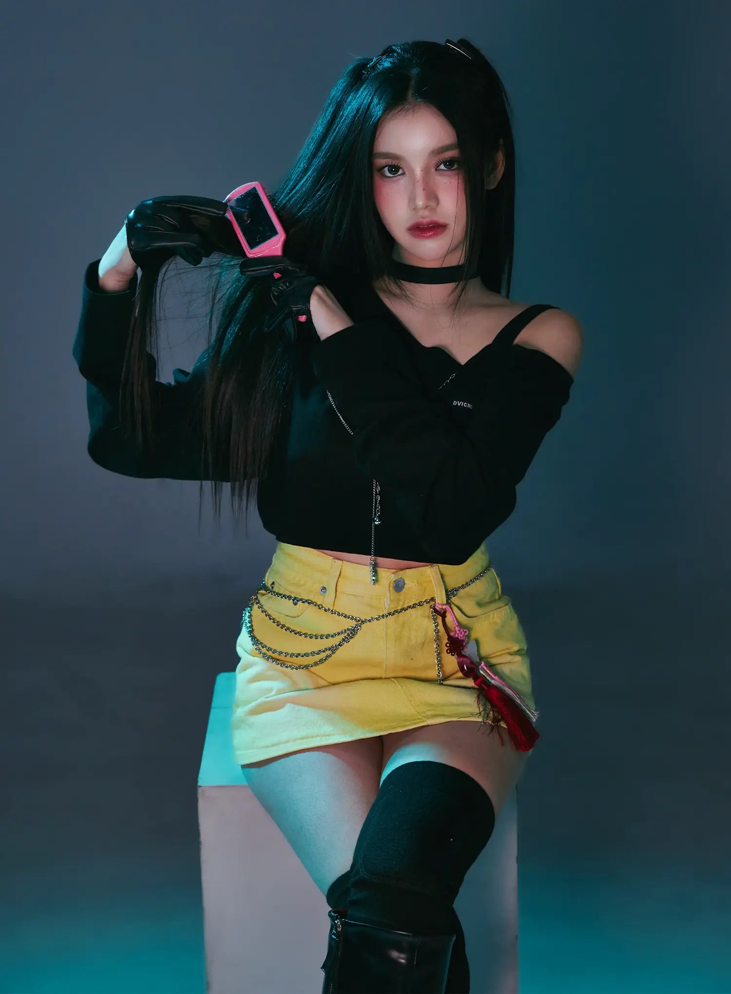 Asymmetrical Off-Shoulder Crop Top CS525