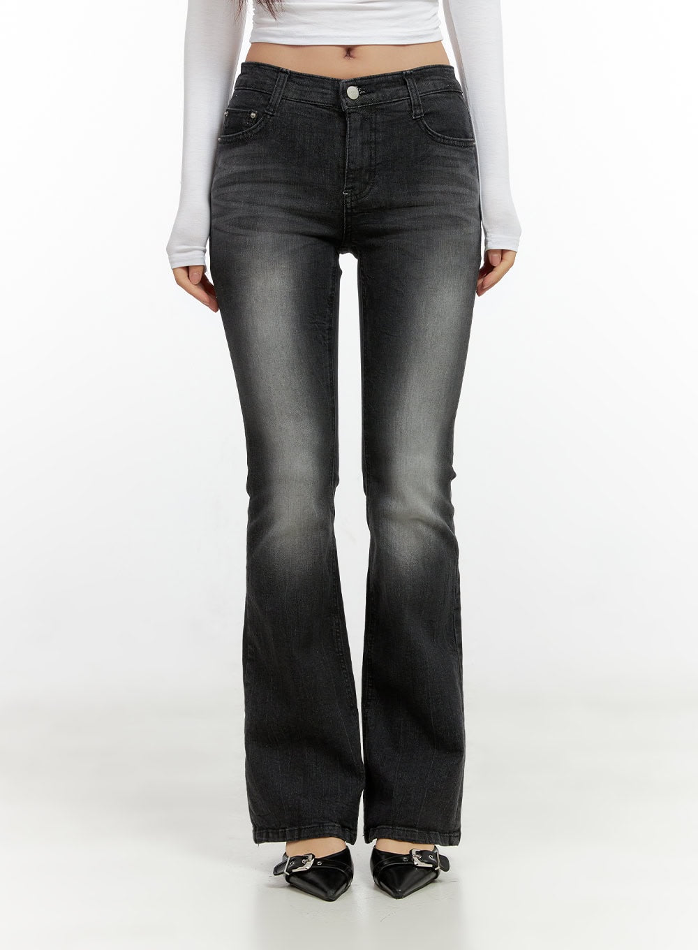 Simone Slightly Flared Slim Jeans CN406