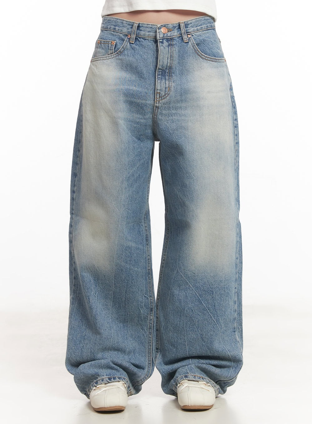 Lumira Back-Detail Washed Wide Leg Jeans CA530