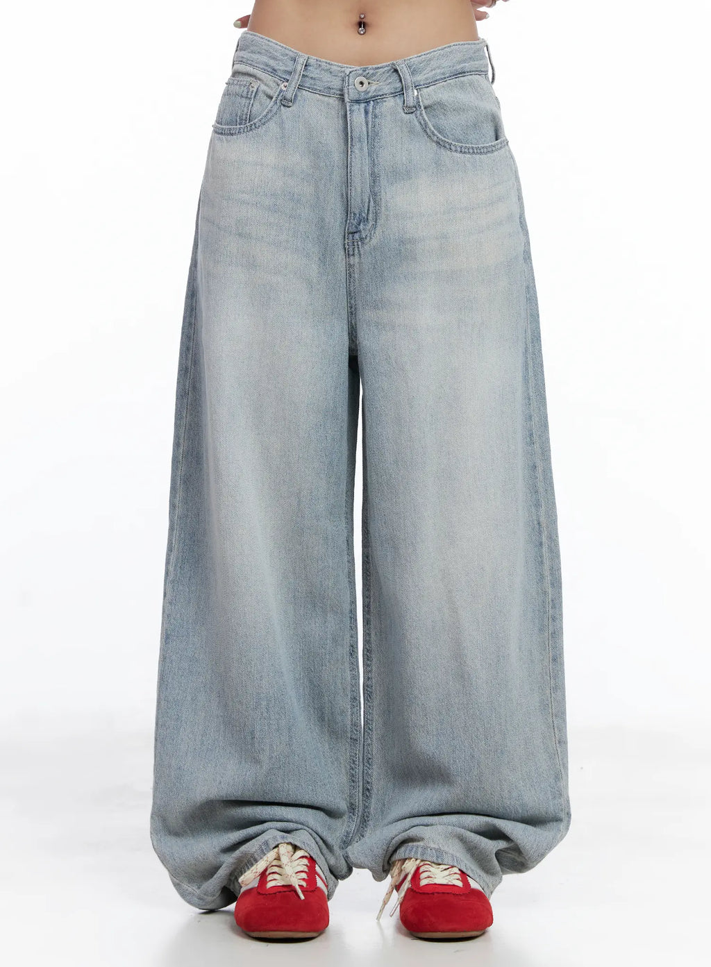 Hwasa Wash Wide-Leg Jeans CL511