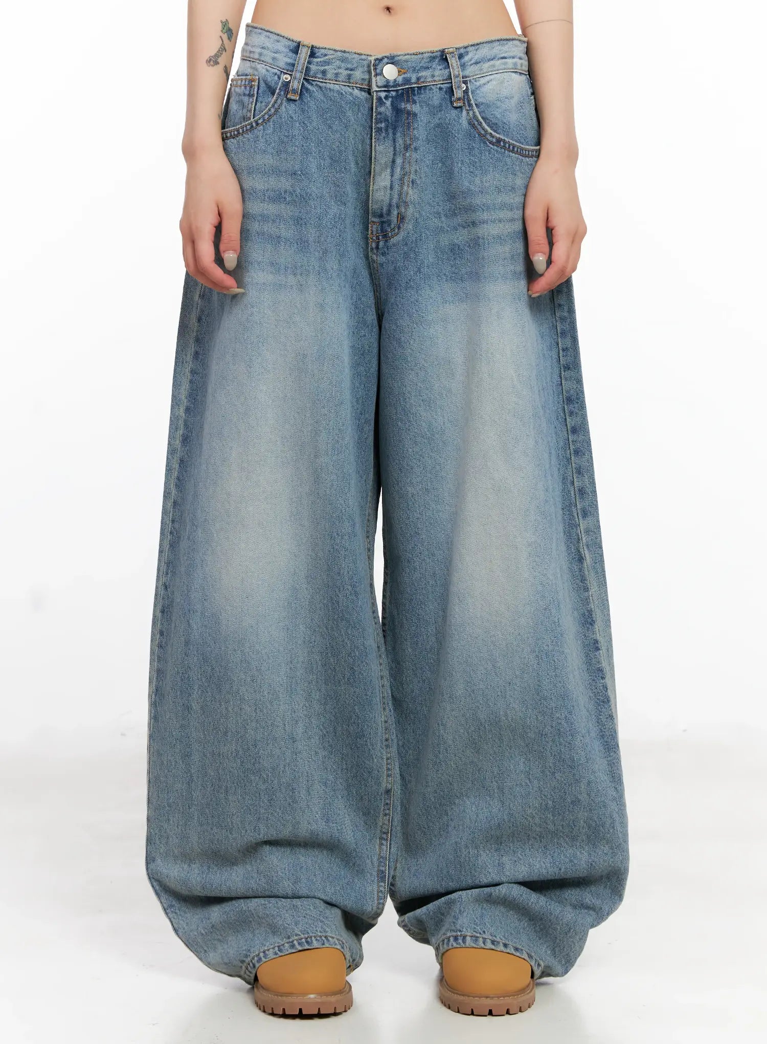 Koko Vintage-Wash Baggy Jeans CL528