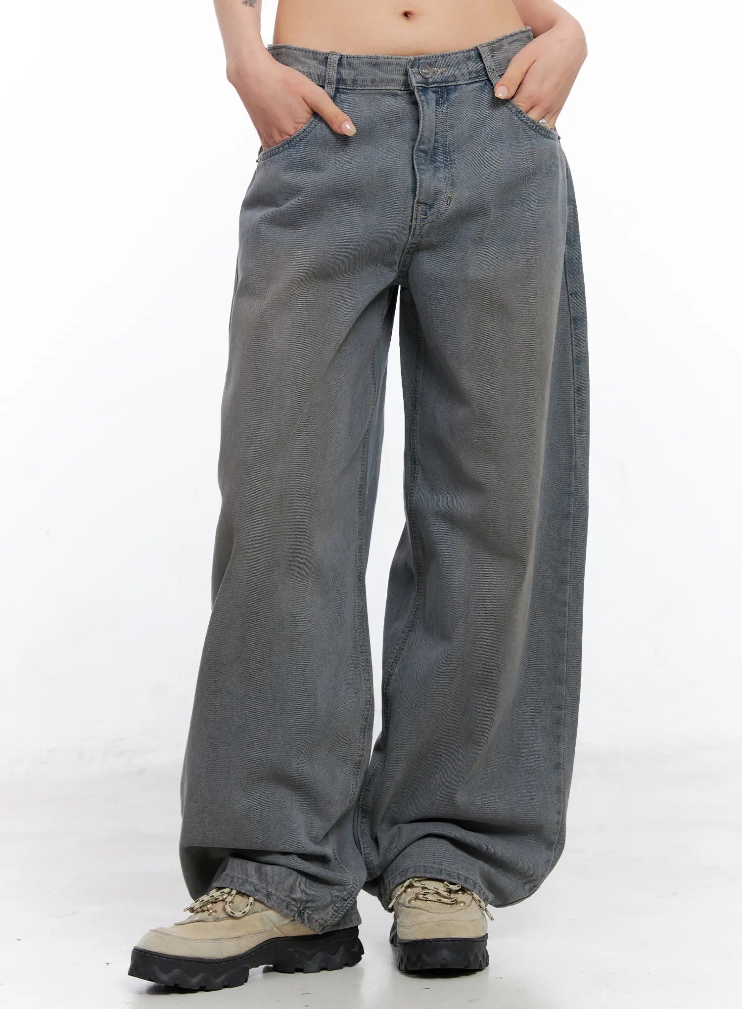 Elaina Vintage-Washed Baggy Jeans CC1809