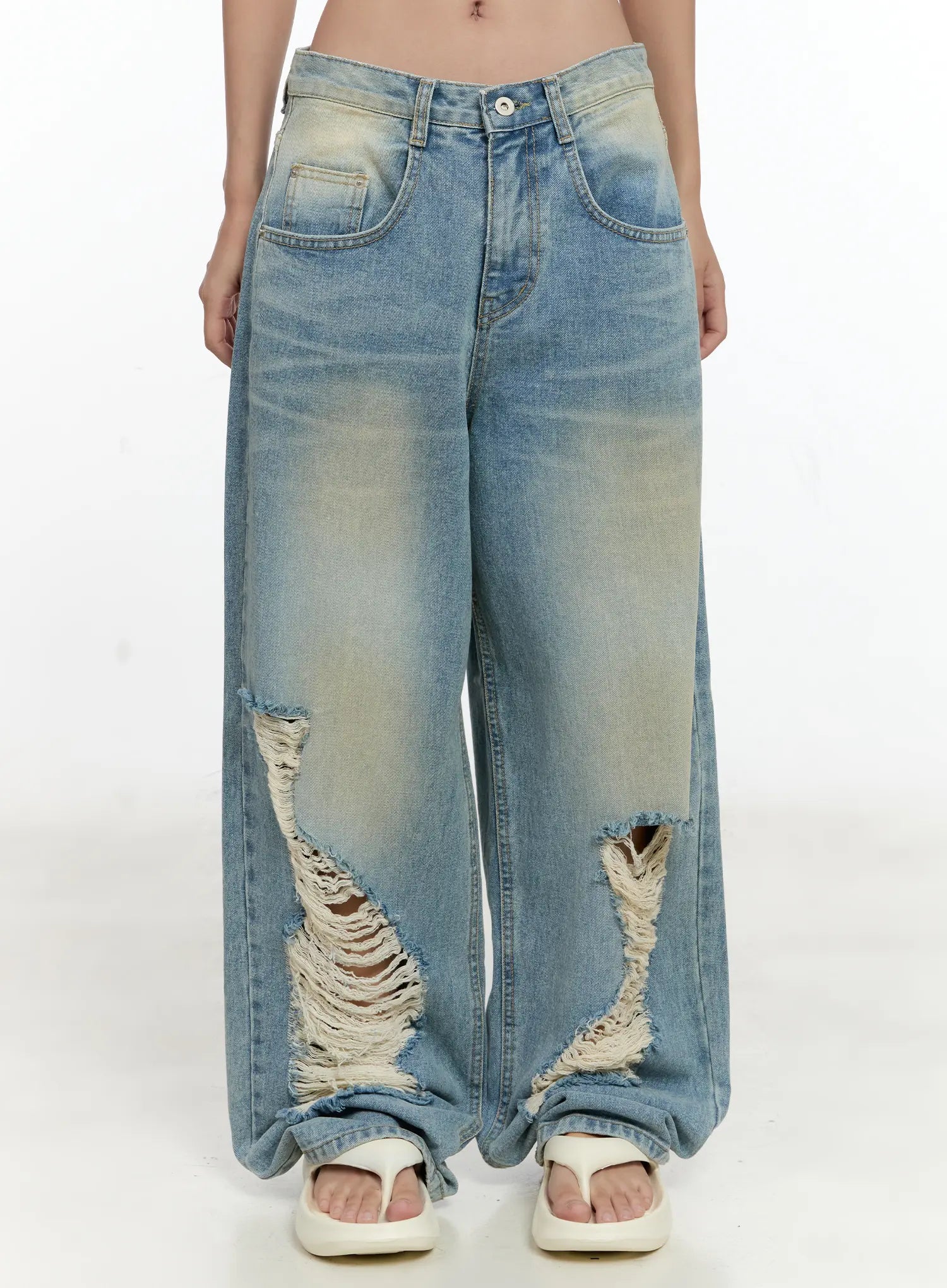 Naeun Distressed Baggy Jeans CL531