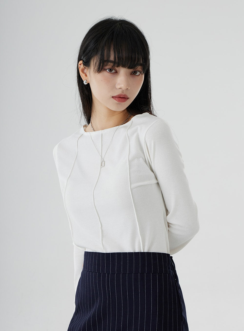 Two-Layer Chain and Square Pendant Necklace OO24