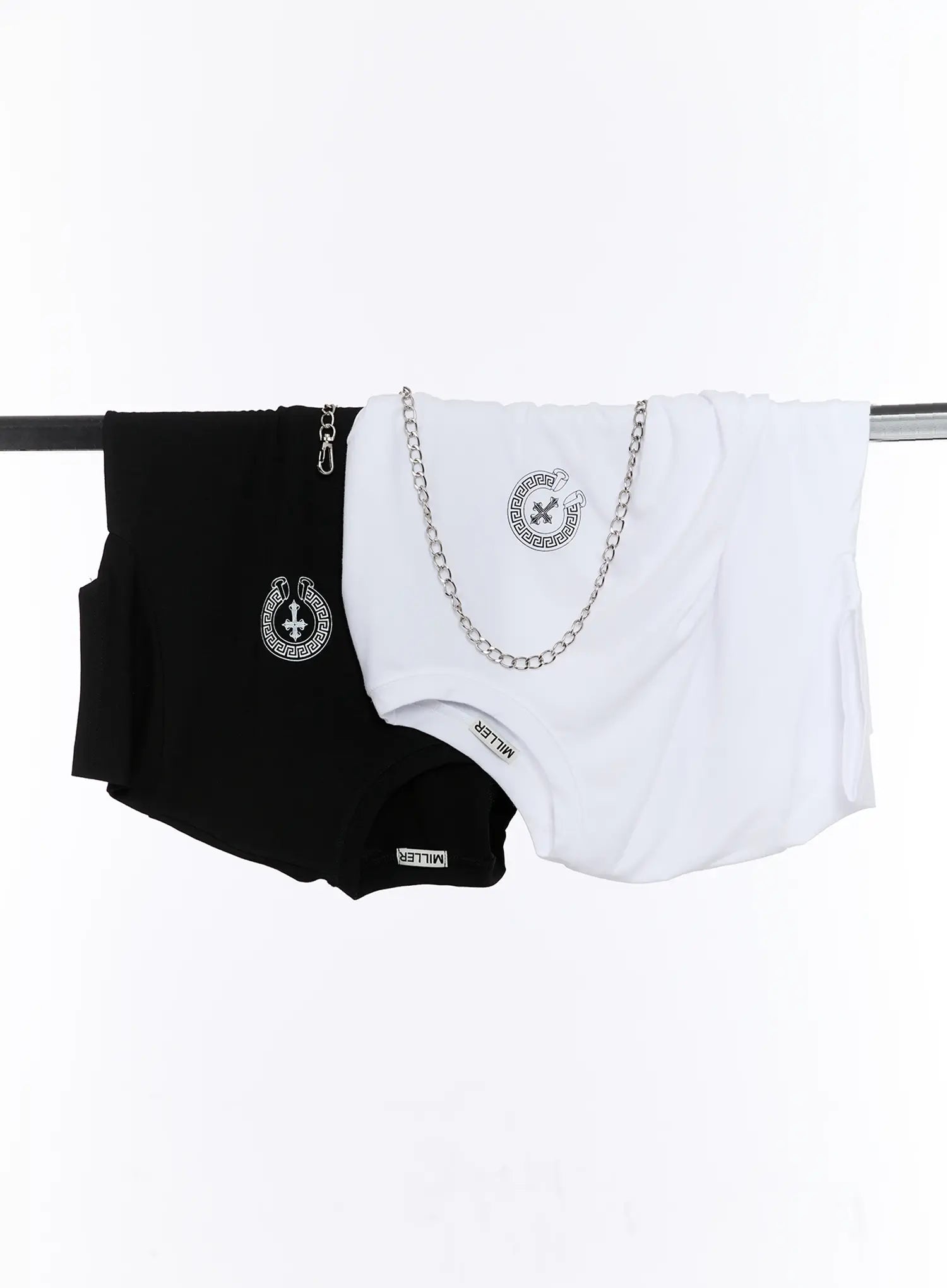 Men's Small Cross Graphic Tee IG512