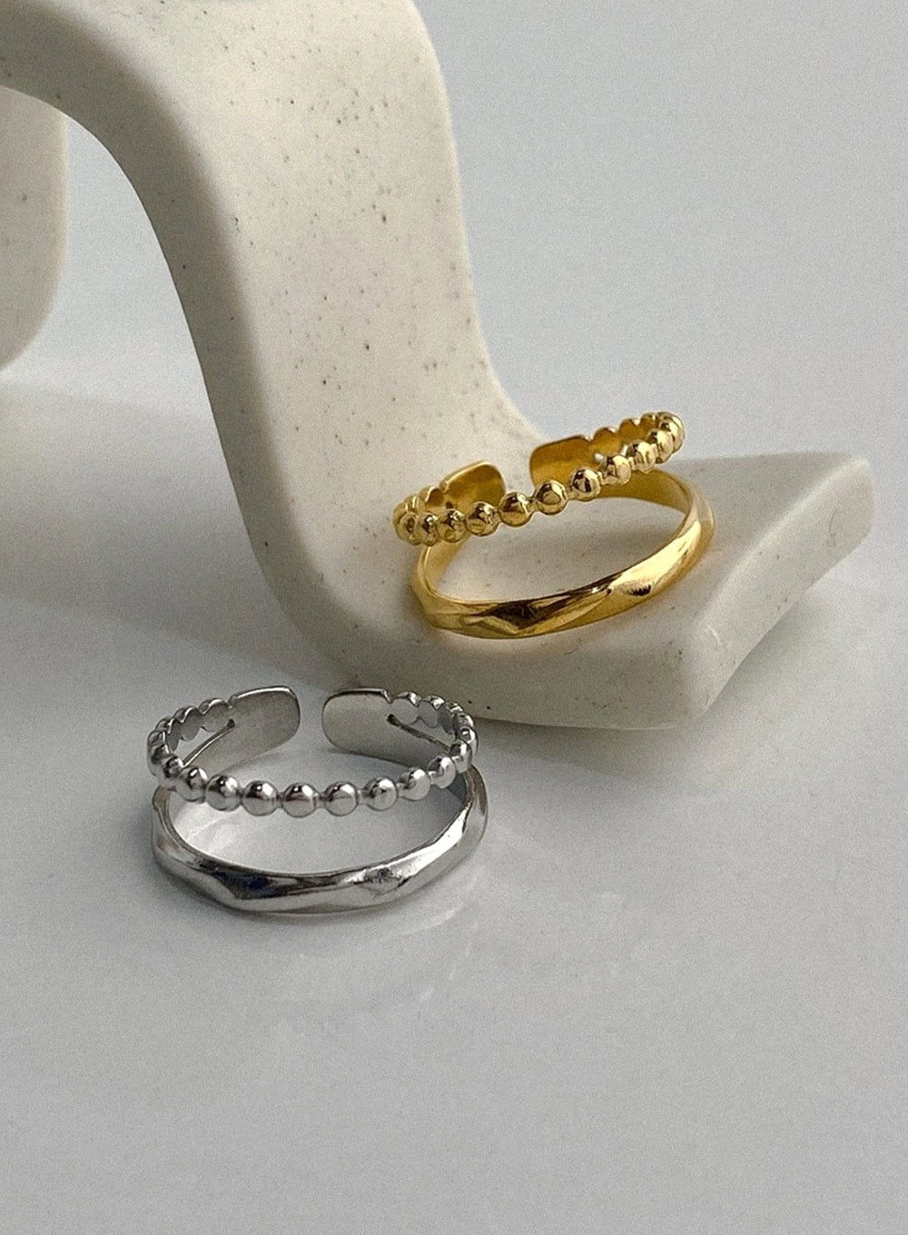 Darwin Parallel Line Ring IA524