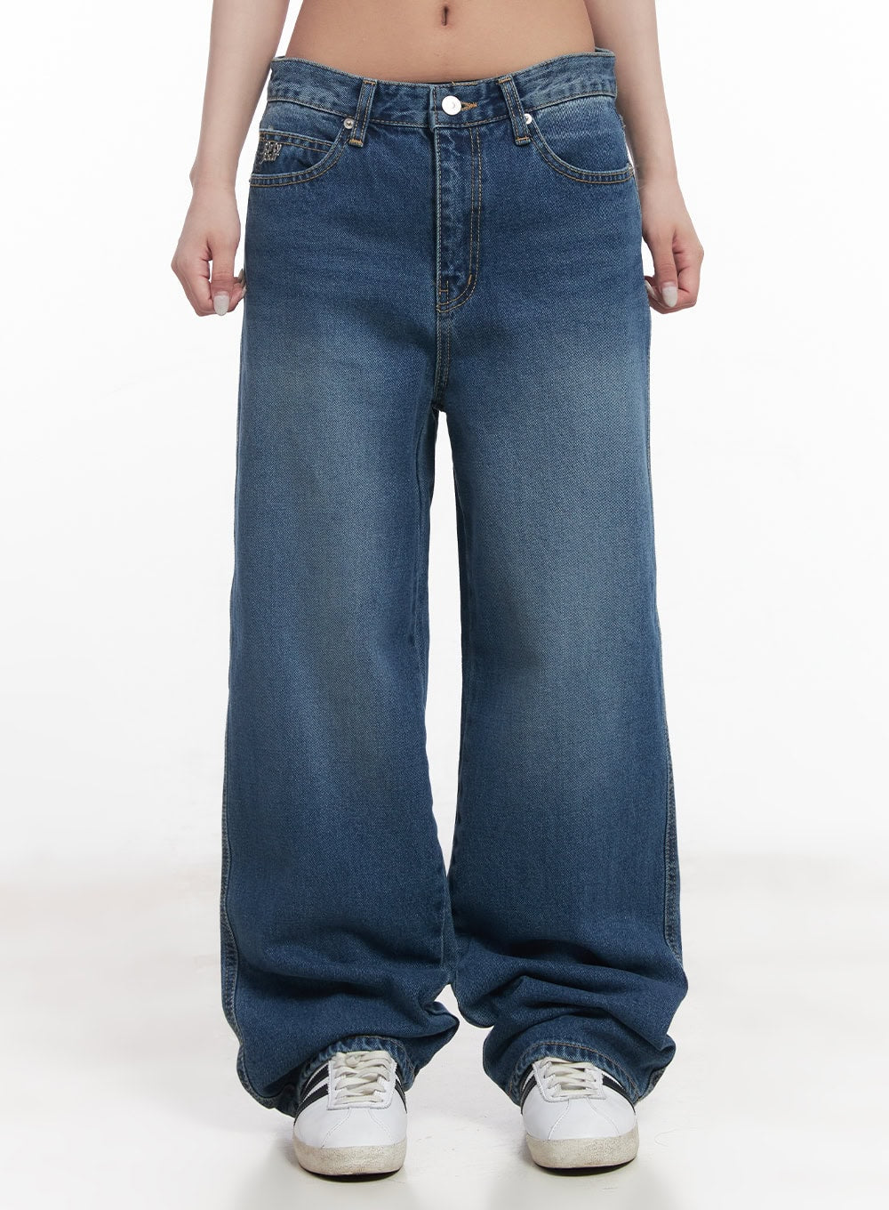 Lilyanna Wide-Leg Jeans CY527