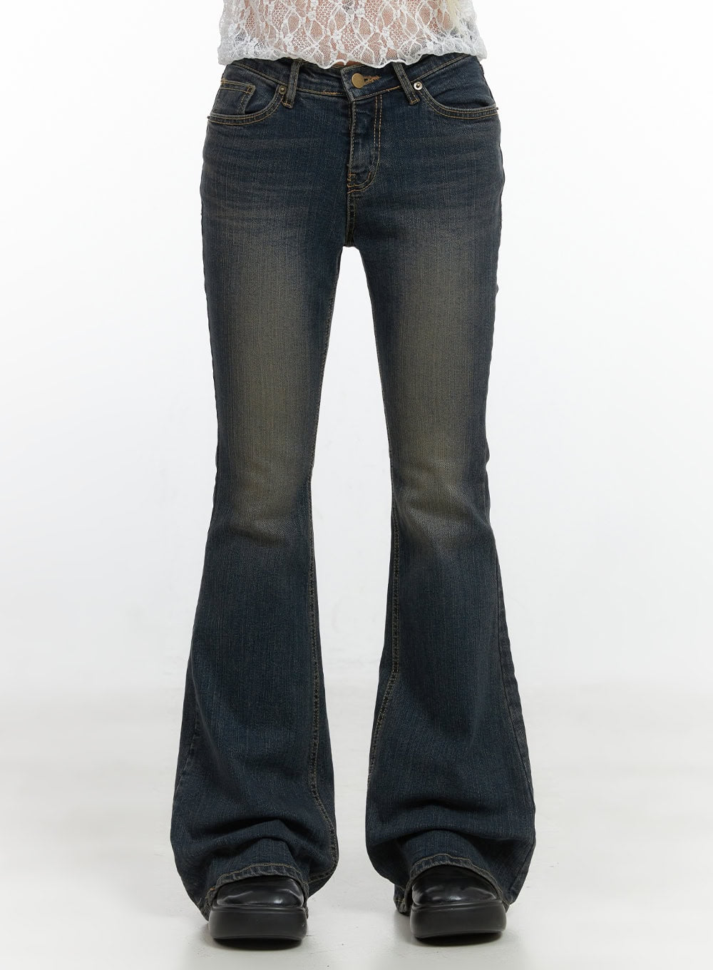 Elsie Contour Fit Washed Bootcut Jeans CS425
