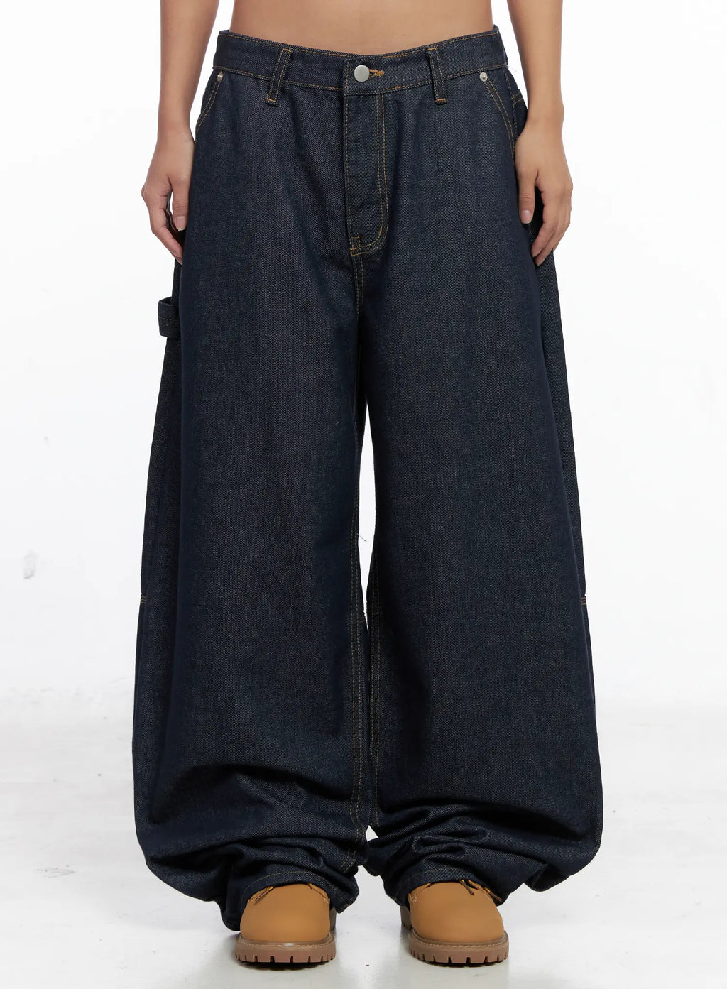 Relaxed Fit Dark Denim Jeans CS522