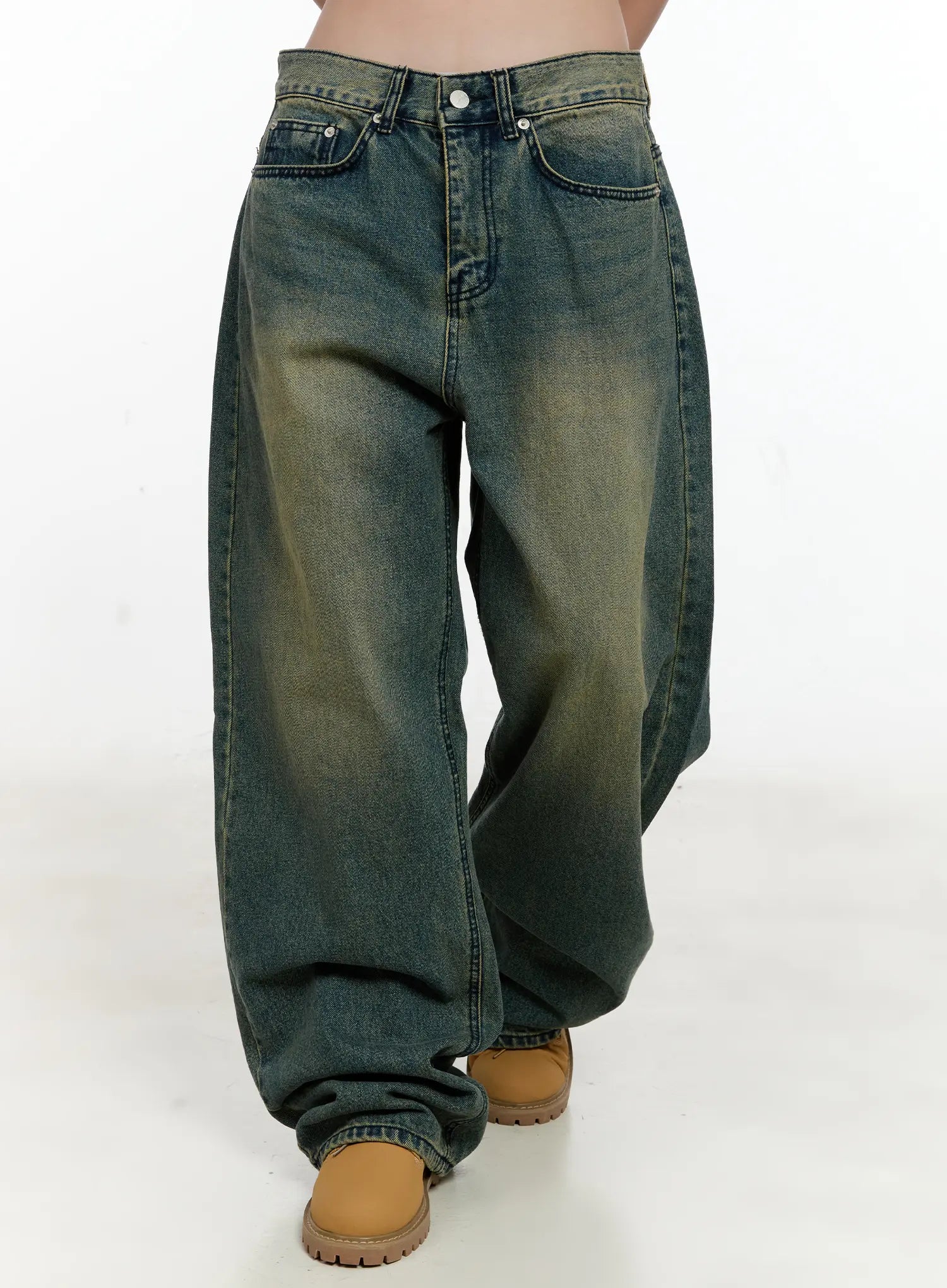 Sooyoung Baggy Vintage Wash Jeans CL531