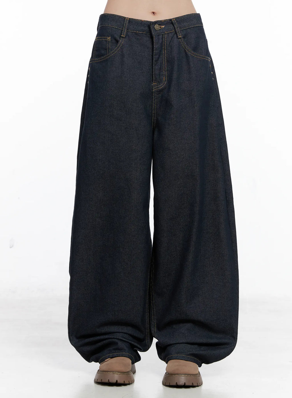 Yujin Studded Baggy Jeans CS512