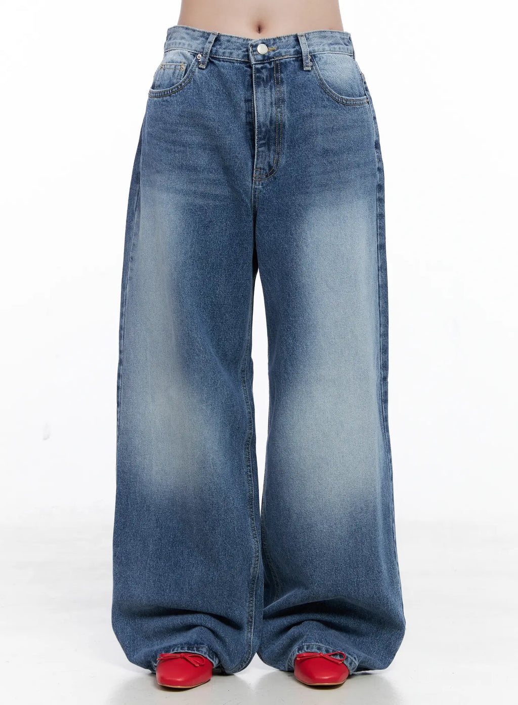Emer Wide-Leg Washed Jeans CS519