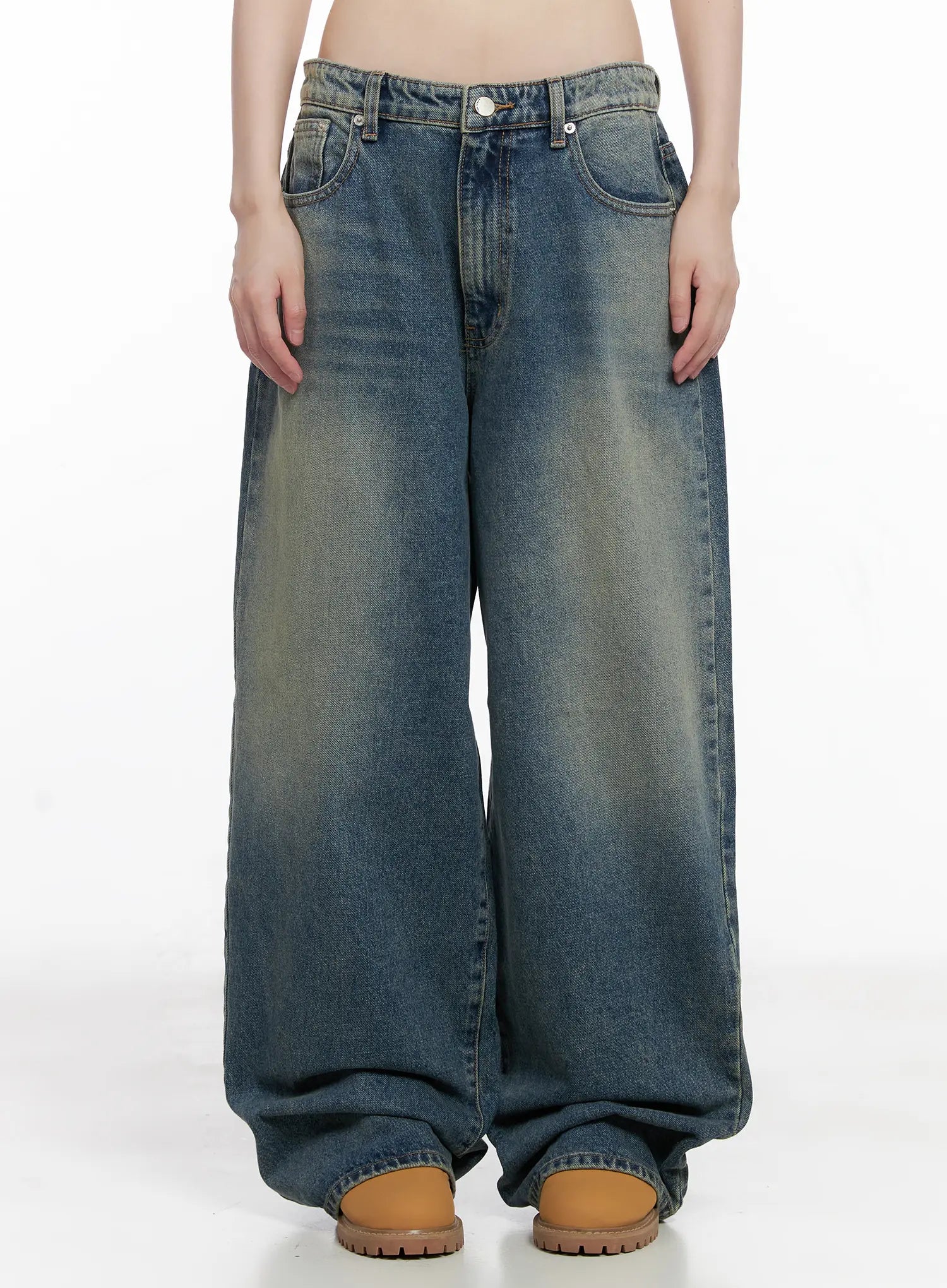 Leila Vintage Washed Baggy Jeans CG518