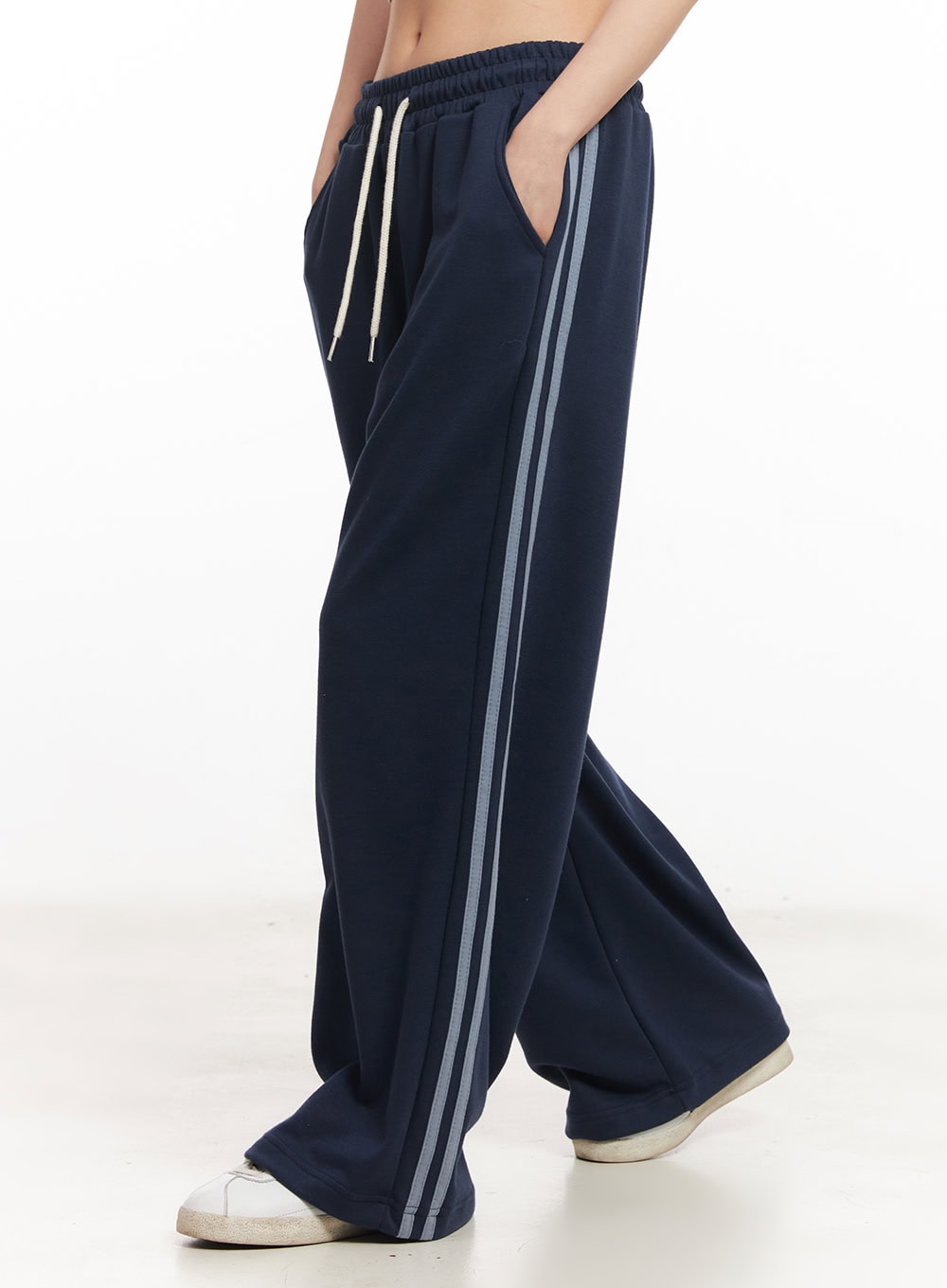 Cotton Wide-Leg Trackpants CA516