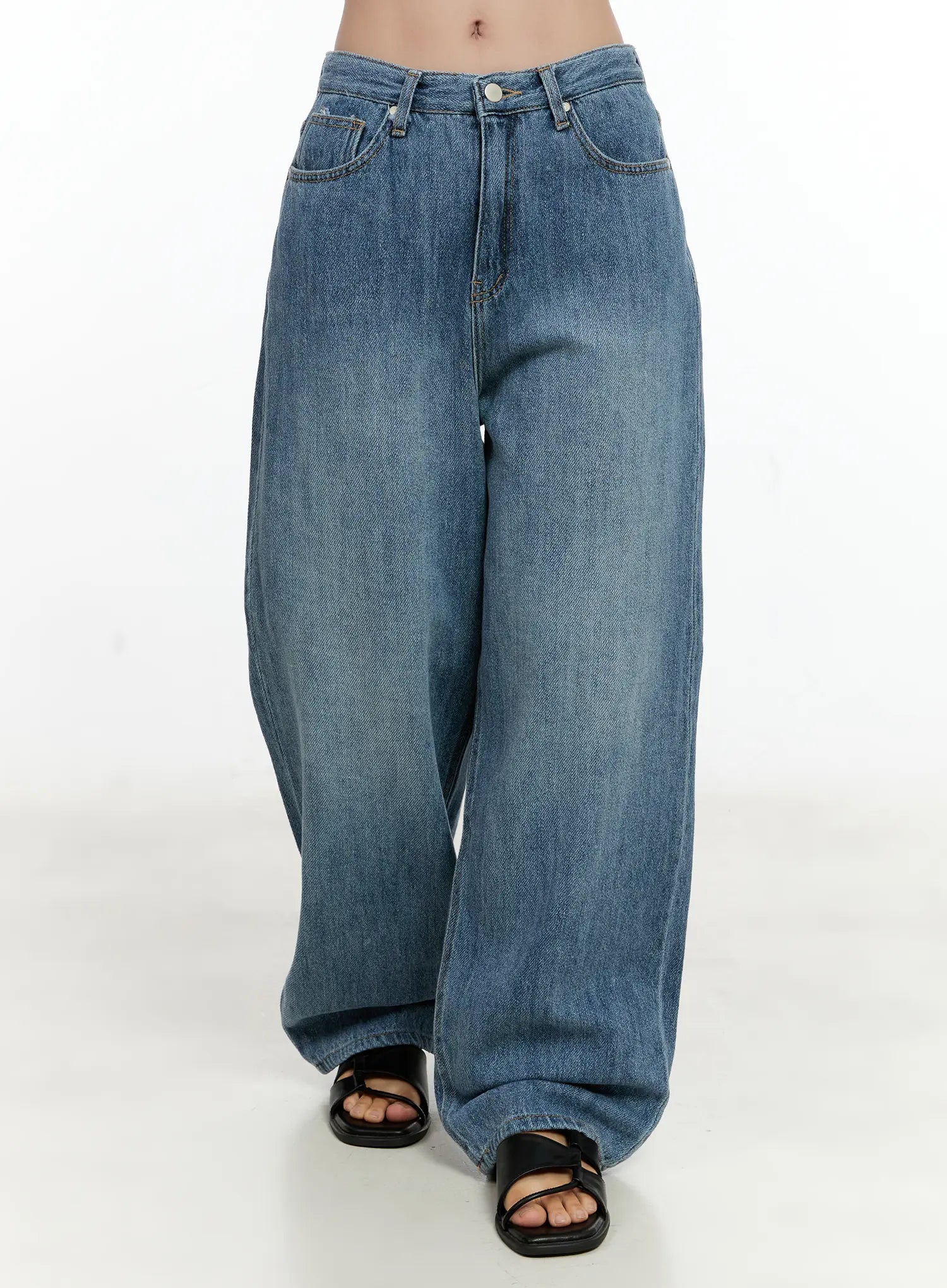 Doyeon Washed Wide-Leg Denim Jeans CG501