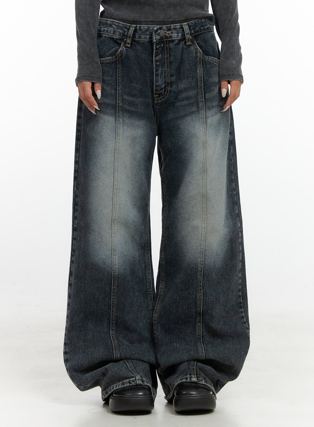 Kaya Stitch Detail Washed Baggy Denim Jeans CS426