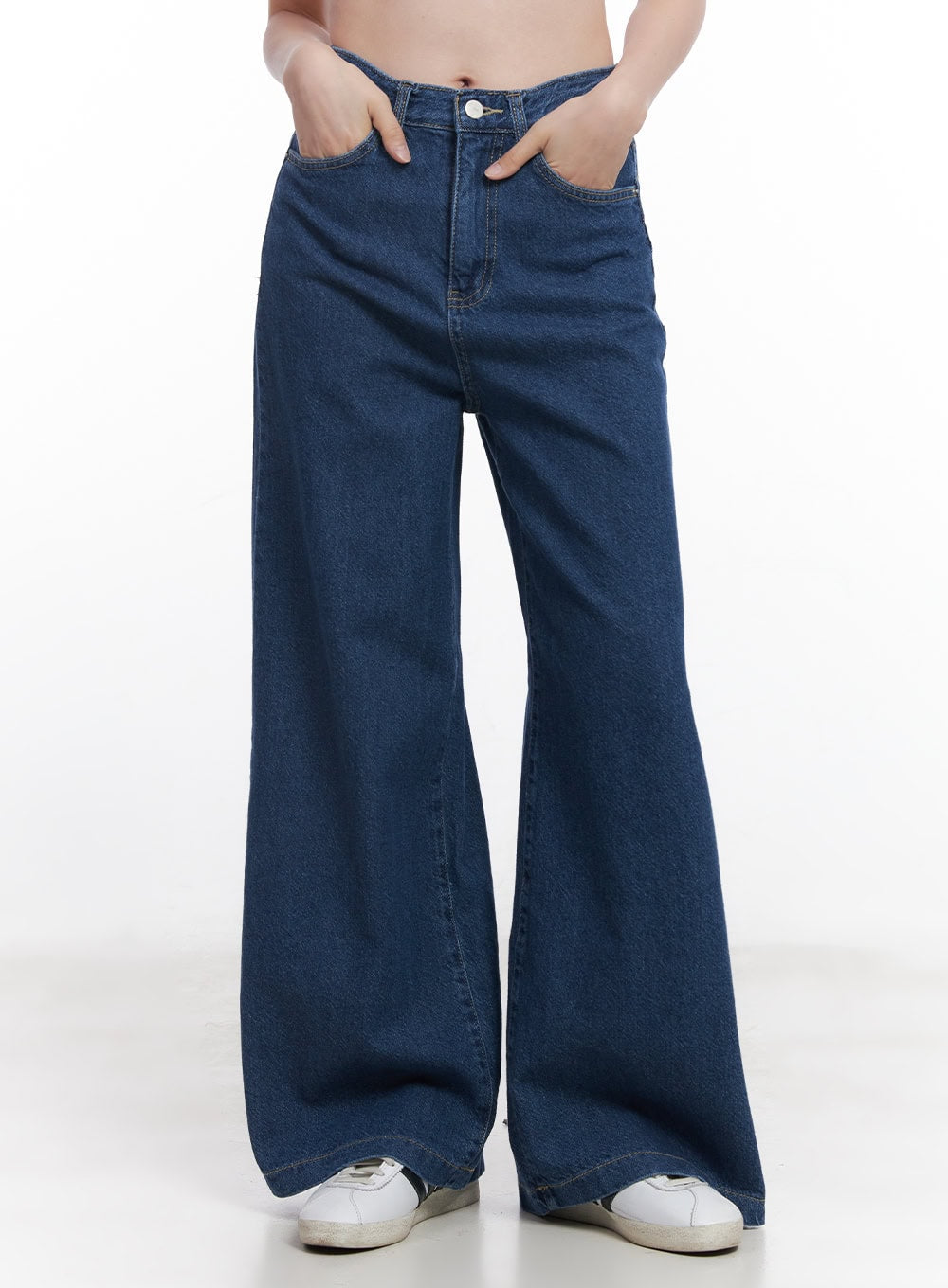 Aven Wide-Leg Jeans CY515