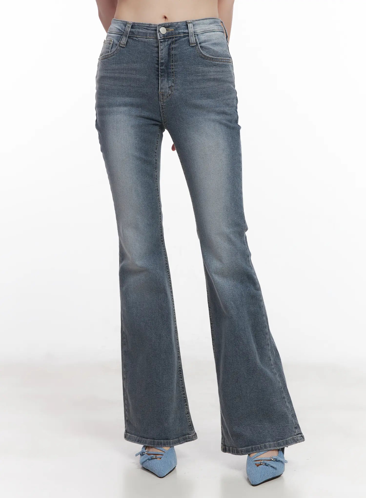 Soyeon Flared Jeans with Hip Pads CU520